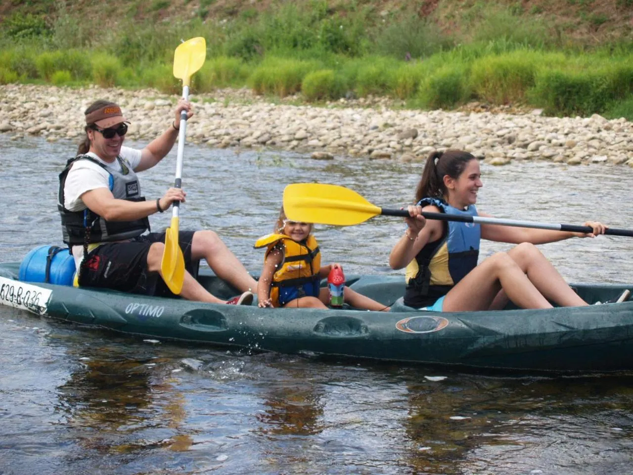 Canoeing in Conjunto Hotelero La Pasera
