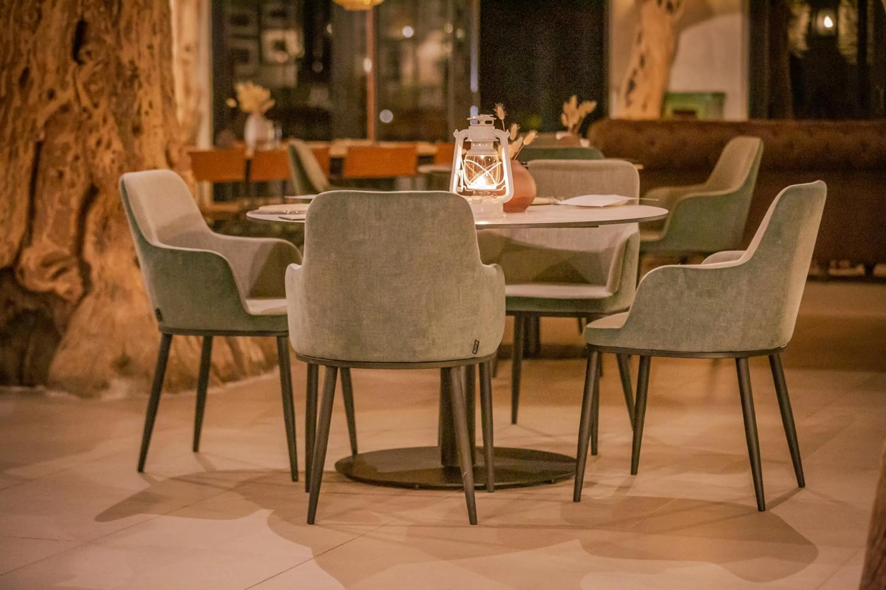 Dining area in Okapuka Safari Lodge