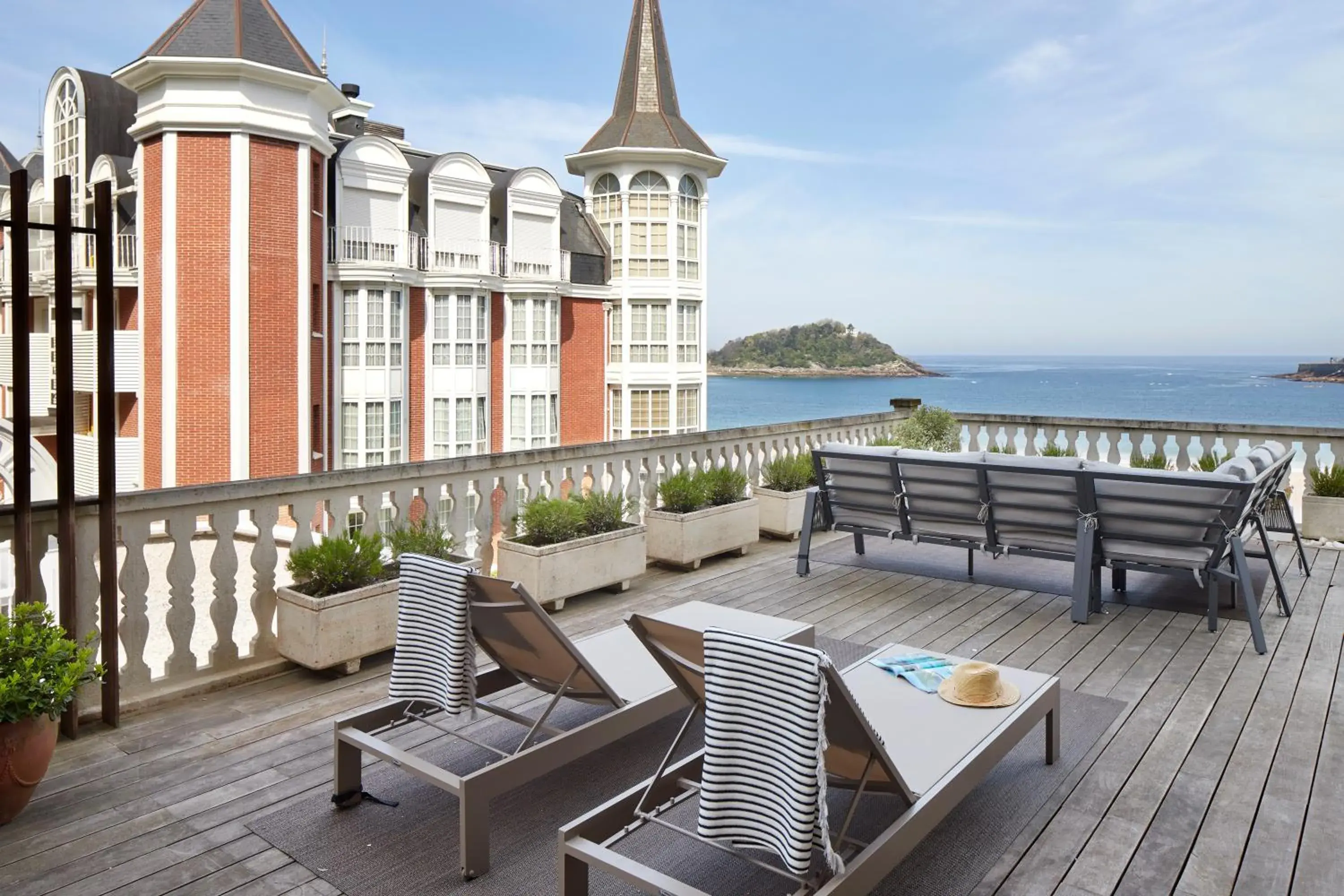 MIRACONCHA TERRACE by SWEET HOME SAN SEBASTIAN MIRACONCHA TERRACE by SWEET HOME SAN SEBASTIAN