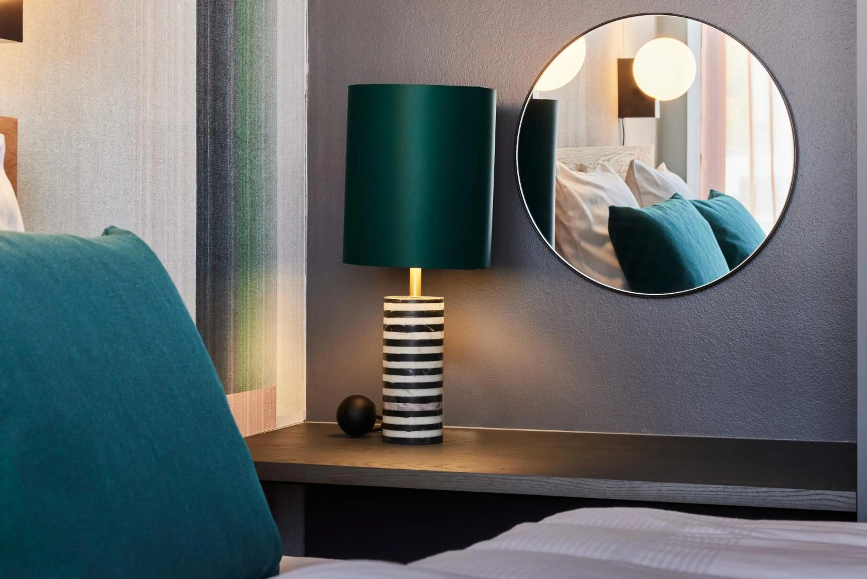 Bedroom, Bed in Kirk Suites