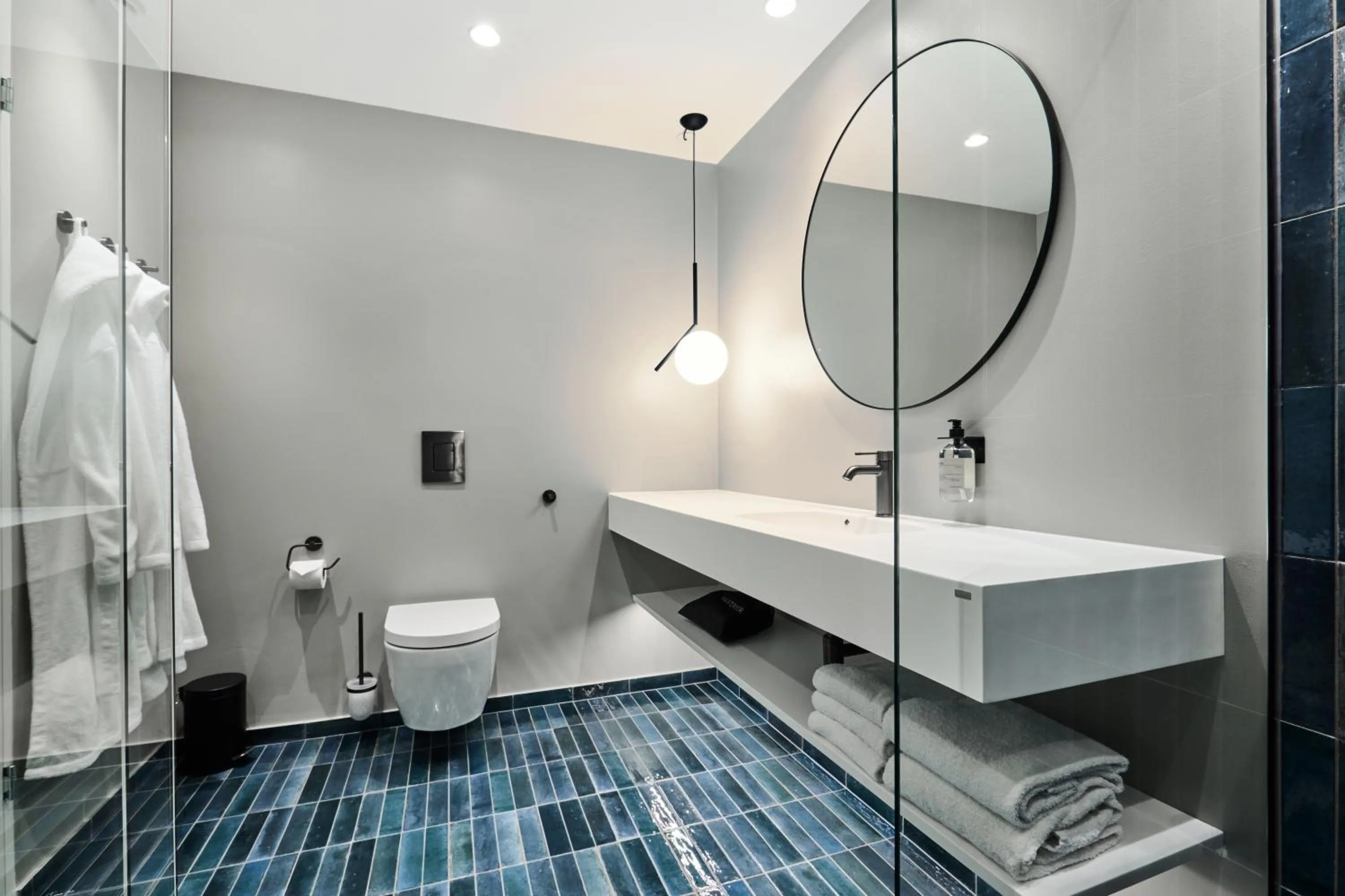 Bathroom in Kirk Suites