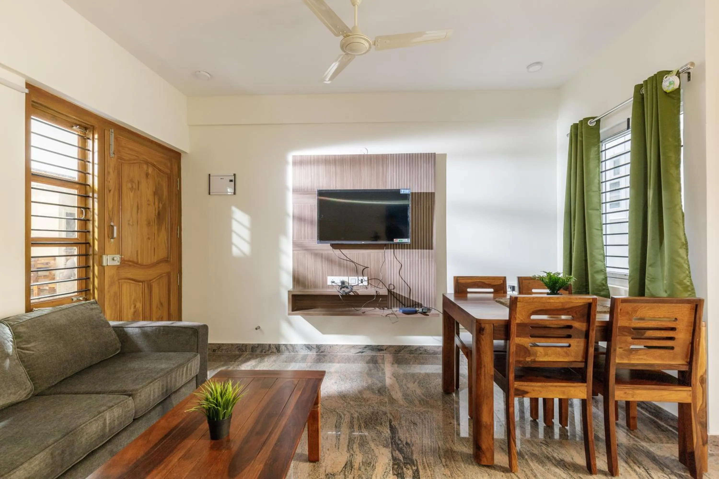 TV and multimedia in SPLENDID SHUBHAM SERVICED APARTMENTS