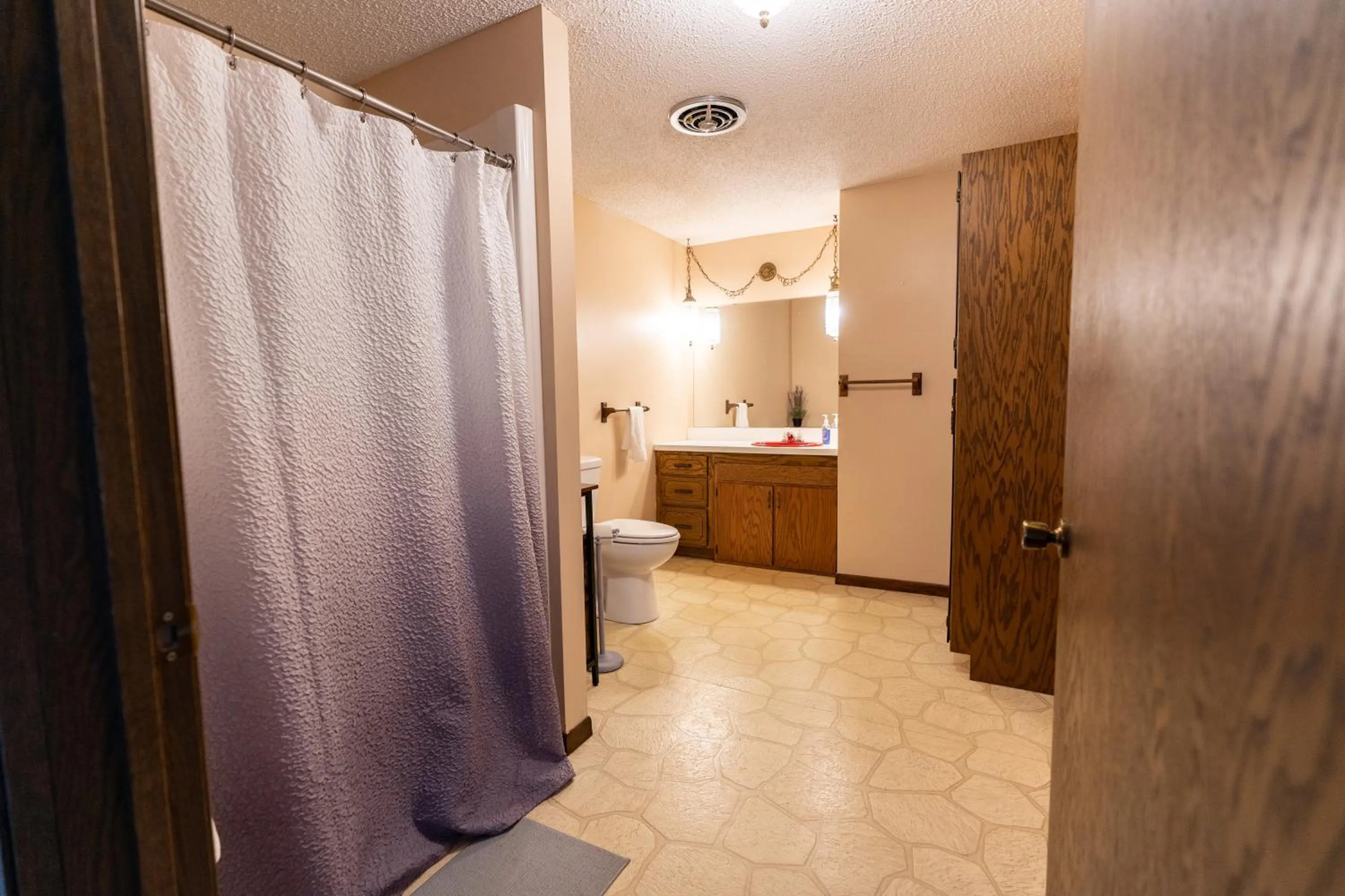 Bathroom in Cuyuna Lakes Stay