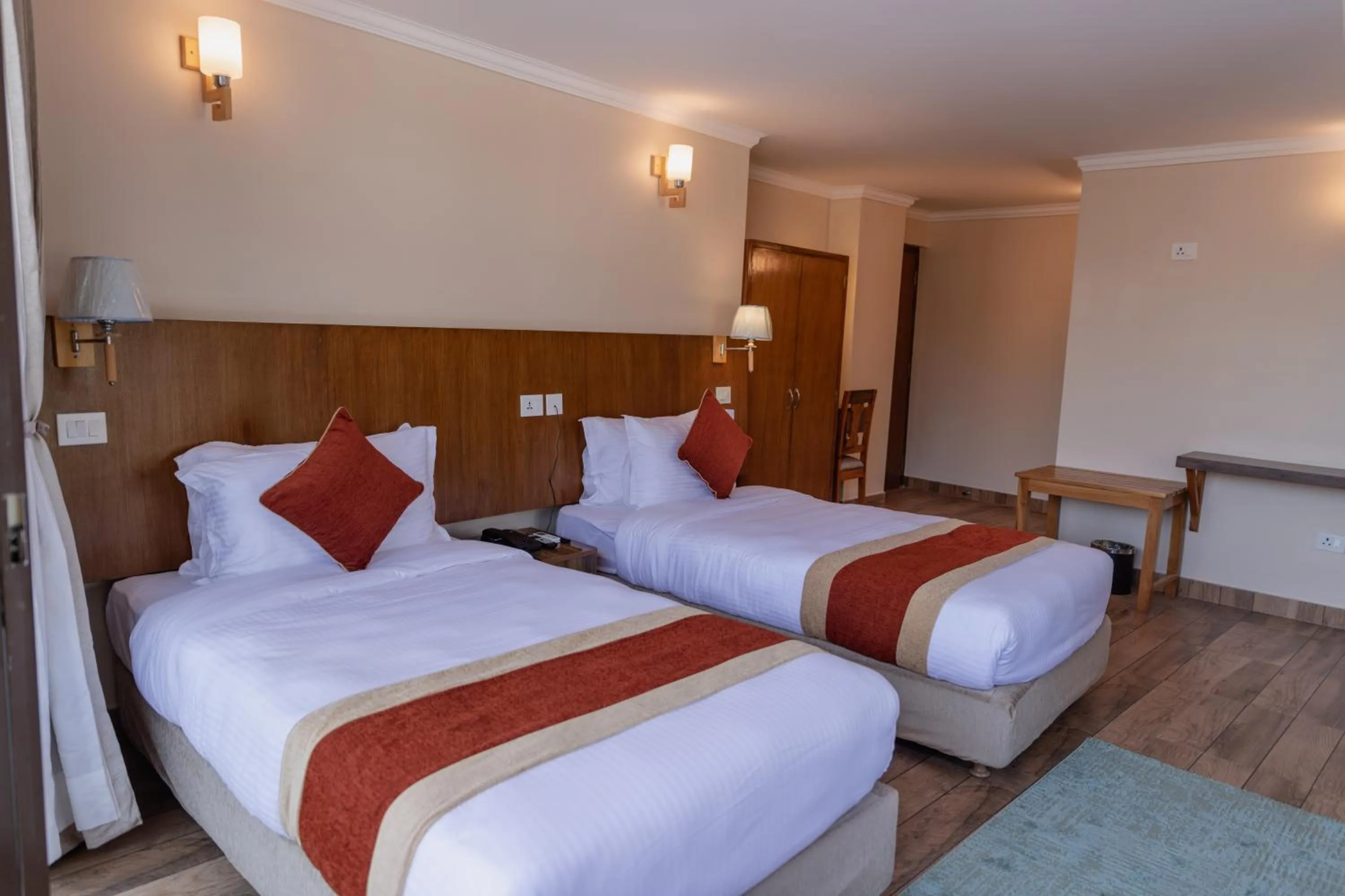 Bed in Hotel Fewa Camp