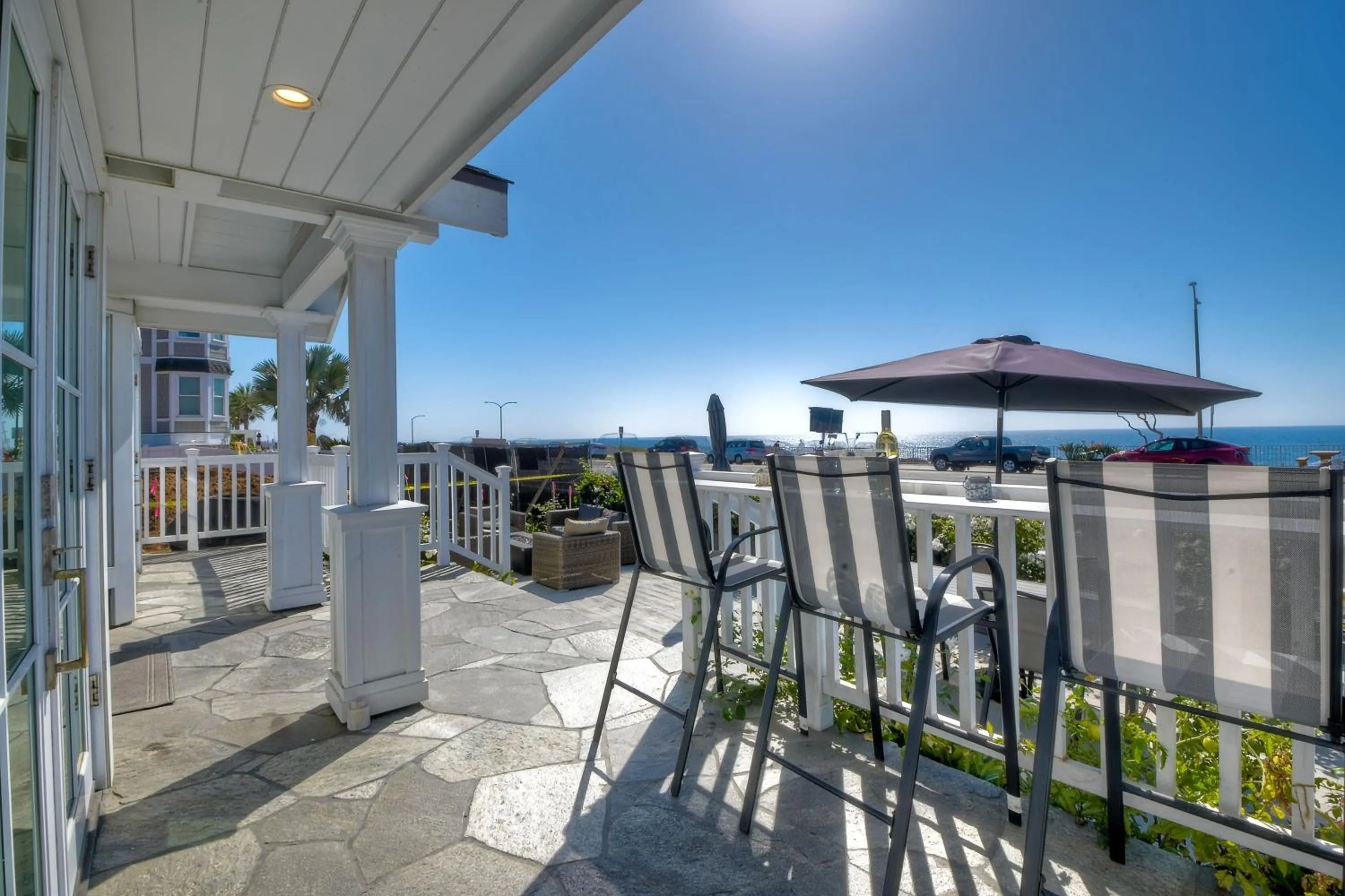 Luxury Ocean Views & Steps To The Sand - Tower 36 Lower Condo Unit
