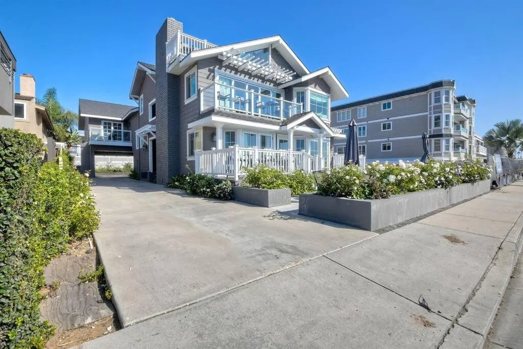 Luxury Ocean Views & Steps To The Sand - Tower 36 Lower Condo Unit
