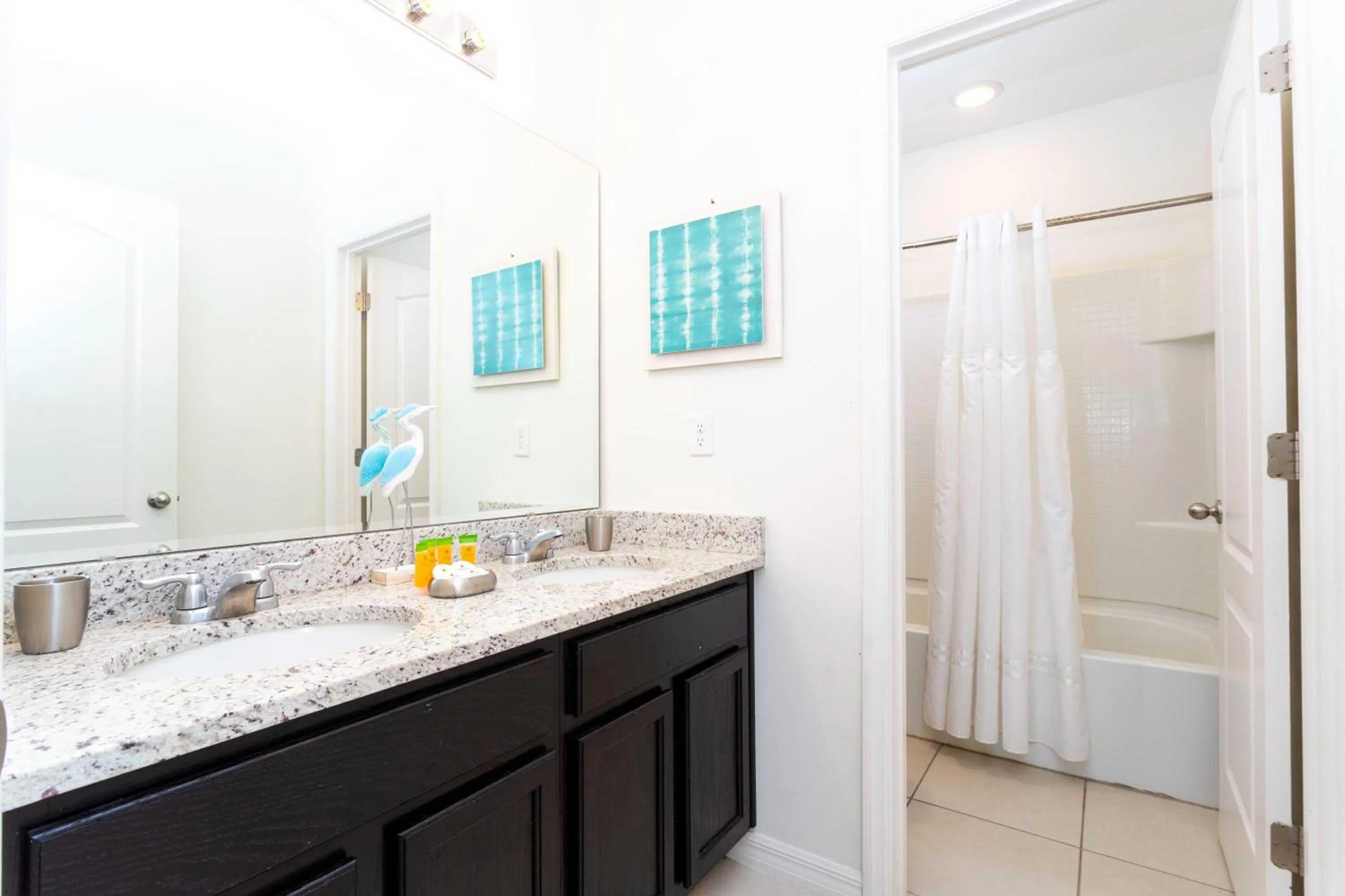 Marvelous 7 Bd w/ Pool Close to Disney @ Solterra 6086