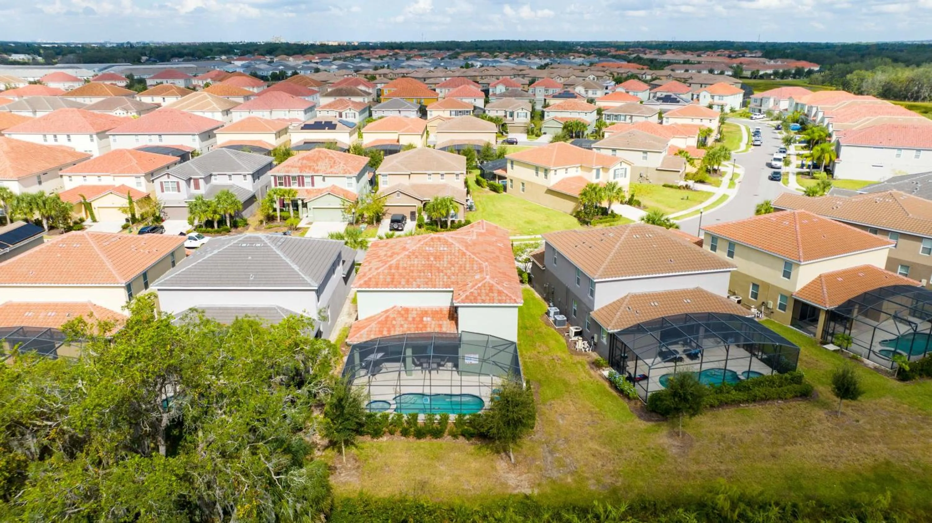 Marvelous 7 Bd w/ Pool Close to Disney @ Solterra 6086