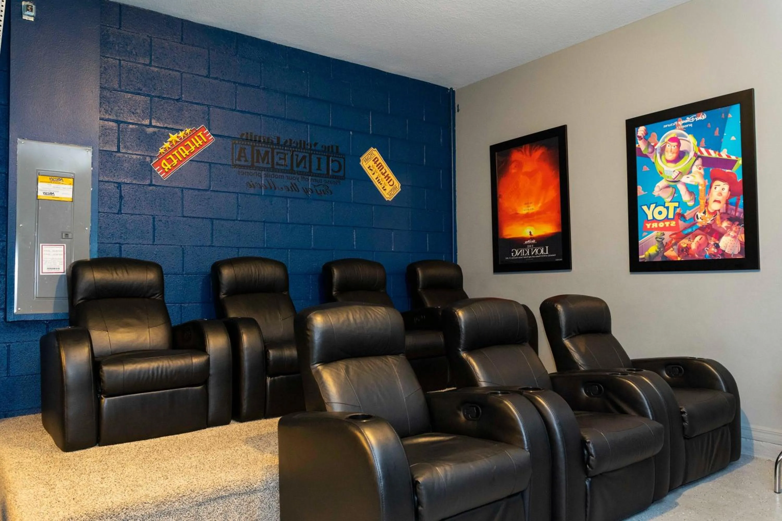 Marvelous 7 Bd w/ Pool Close to Disney @ Solterra 6086