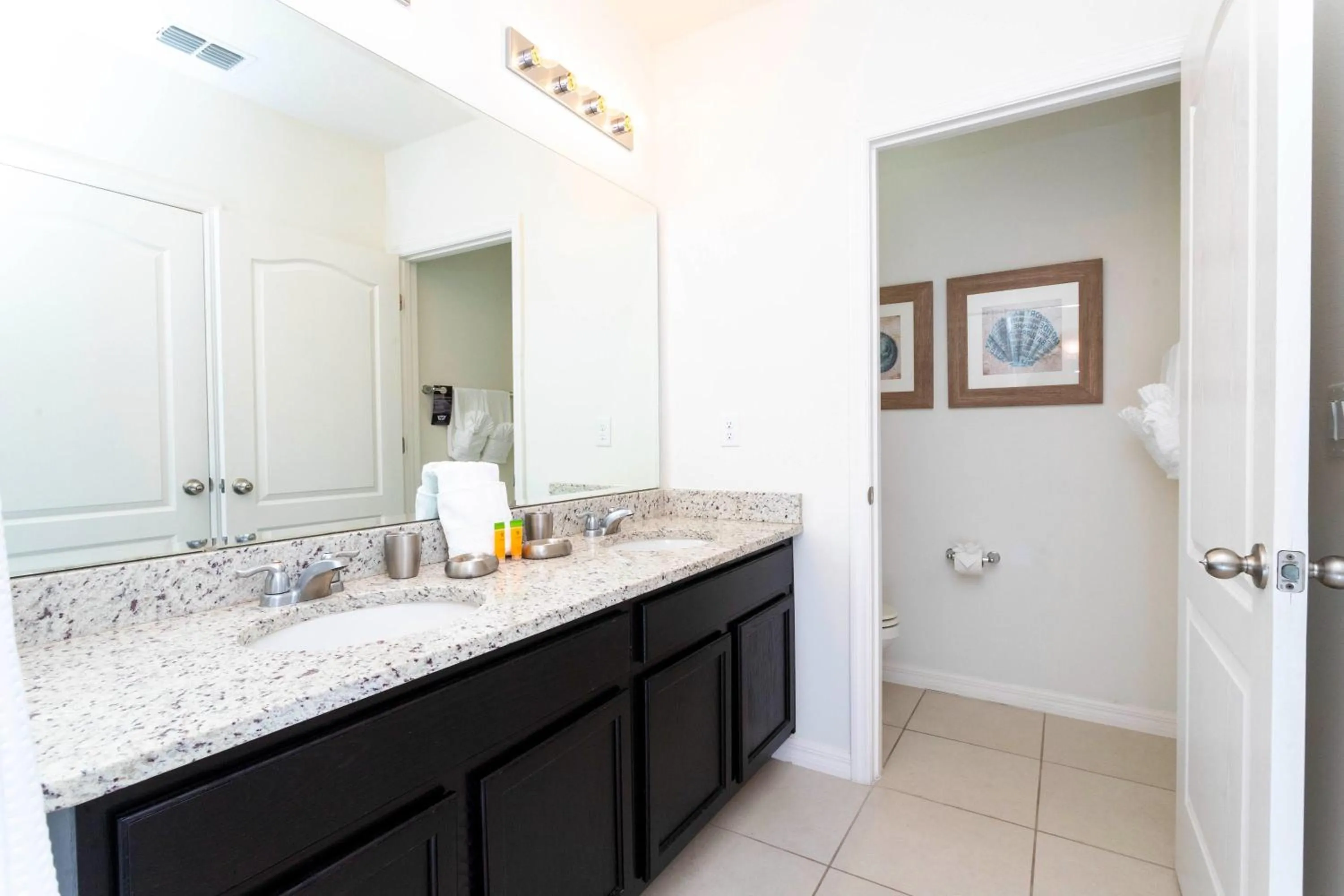 Marvelous 7 Bd w/ Pool Close to Disney @ Solterra 6086