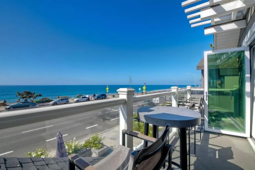 Luxury Ocean Views & Steps To The Sand - Tower 36 Upper Condo Unit