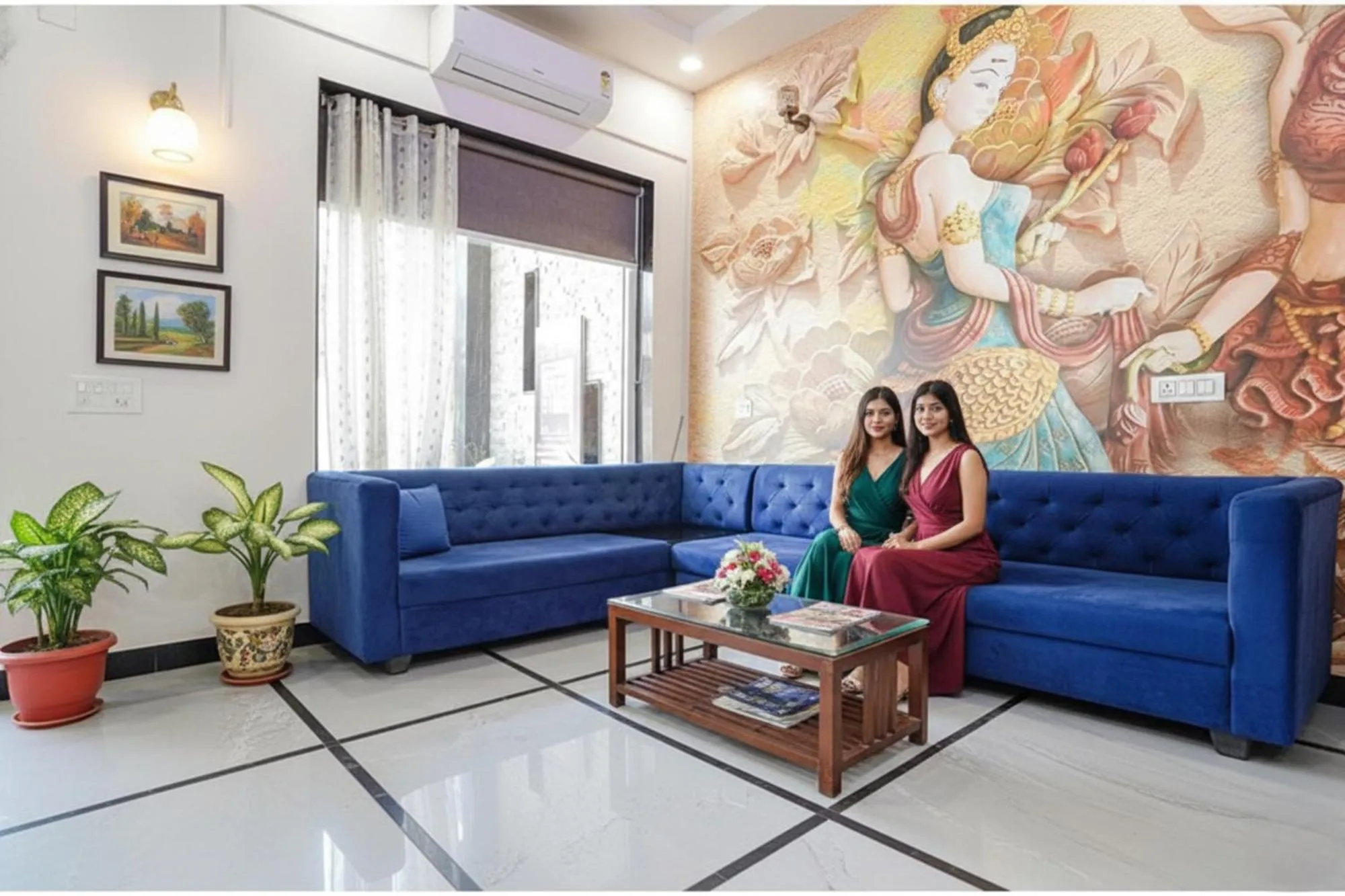 Seating area in FabHotel Sirtaj Suits