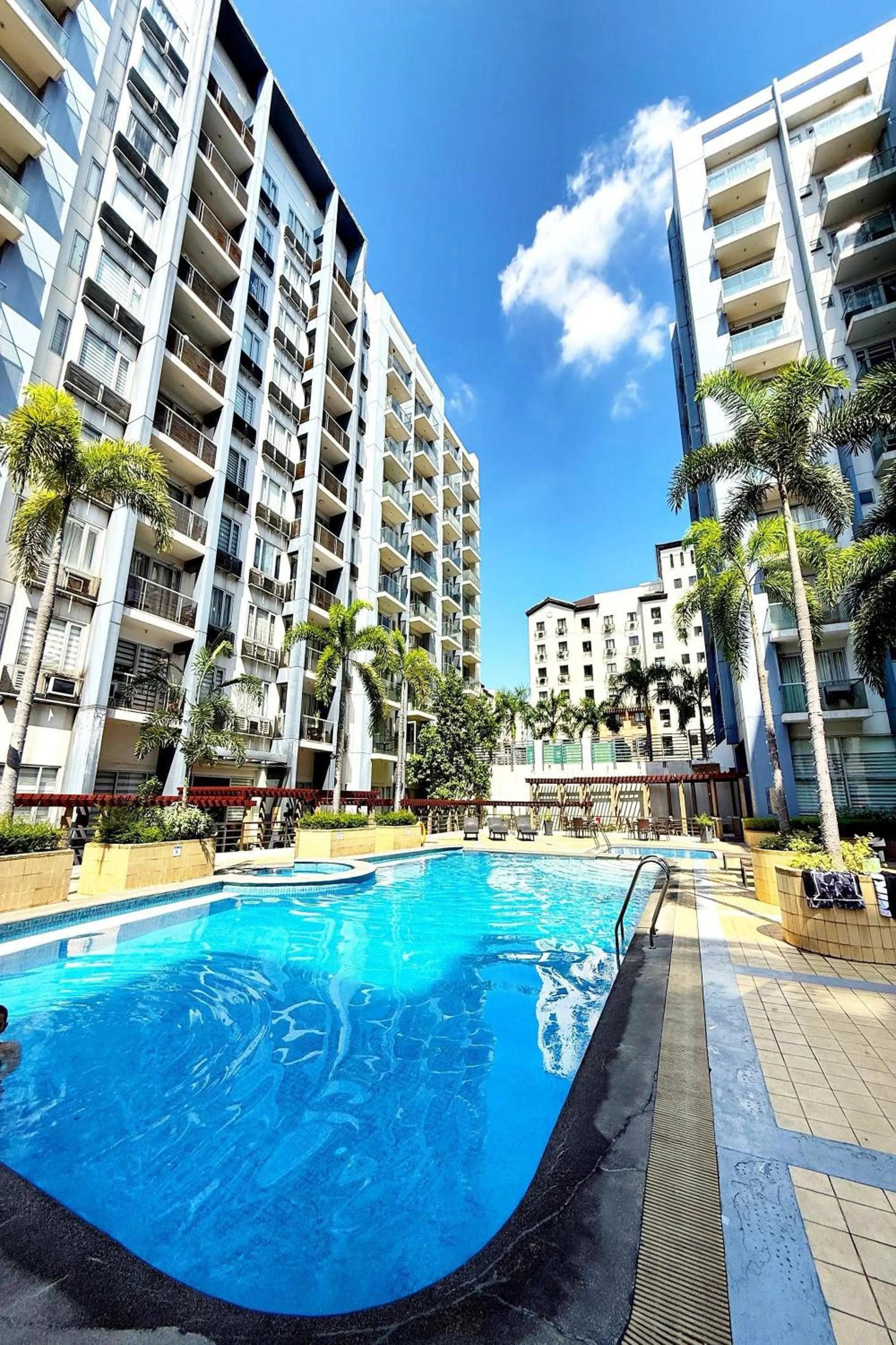 Pool view in Del's Condotel across NAIA Terminal 3