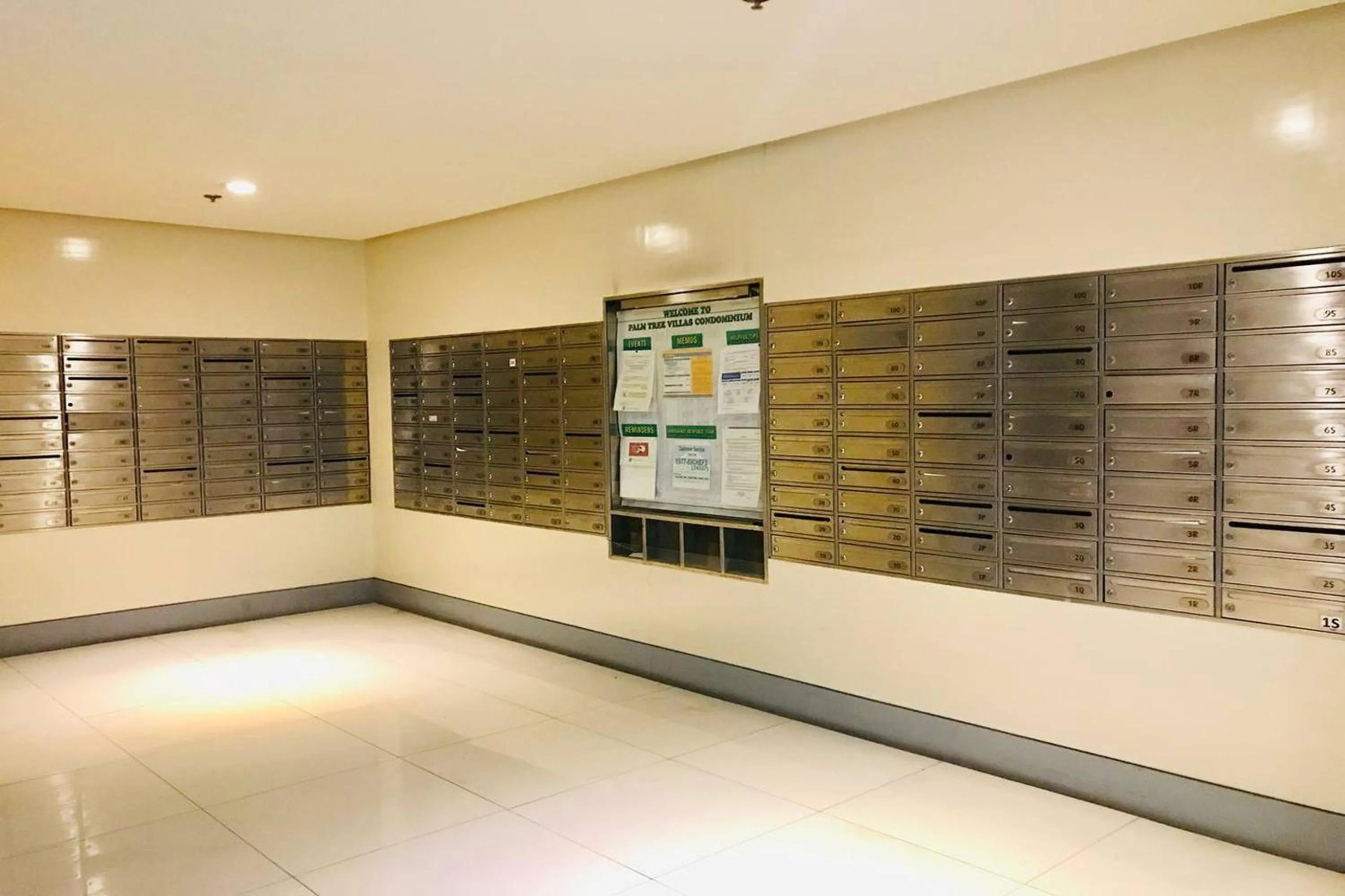 Decorative detail in Del's Condotel across NAIA Terminal 3