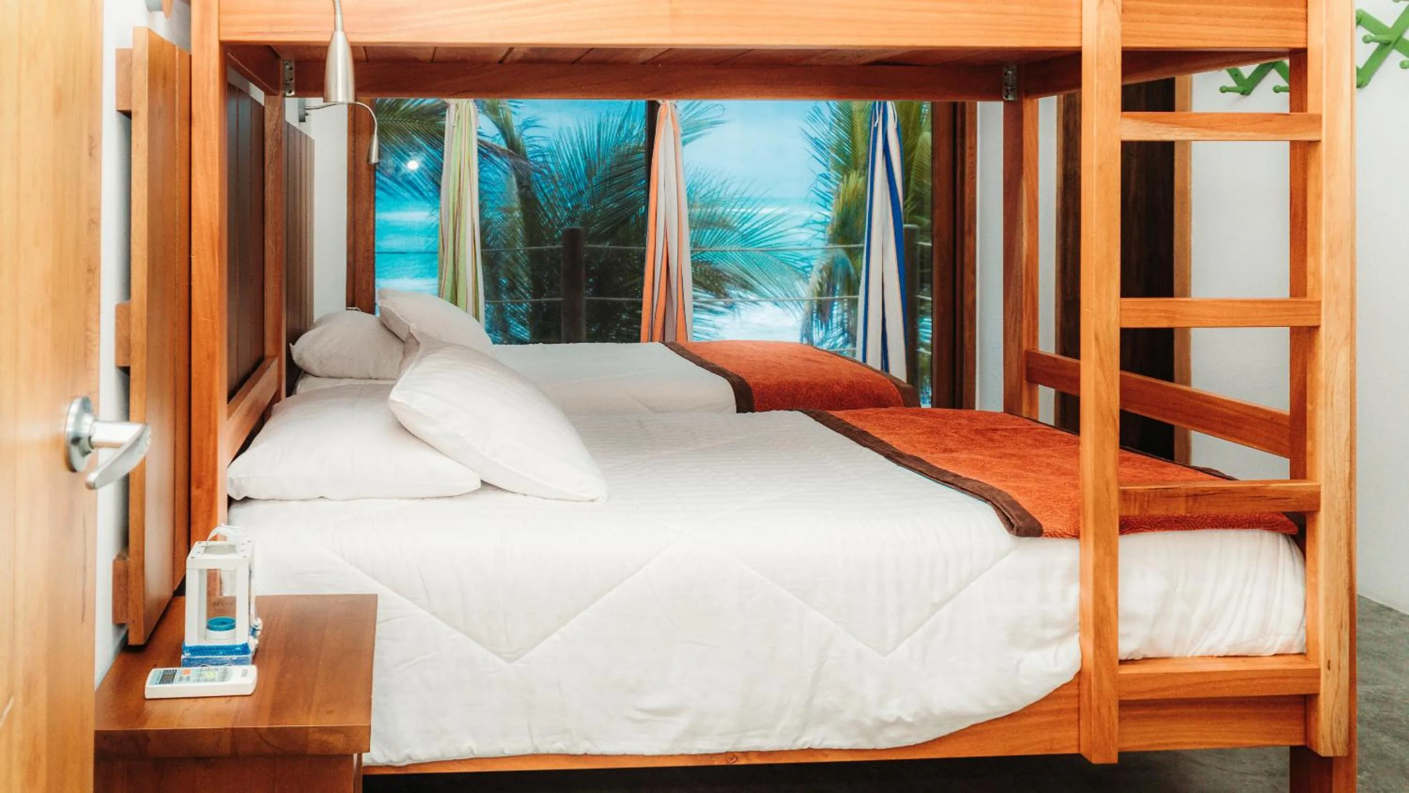 Bed in Mi Playa Galapagos Beachfront Apartments