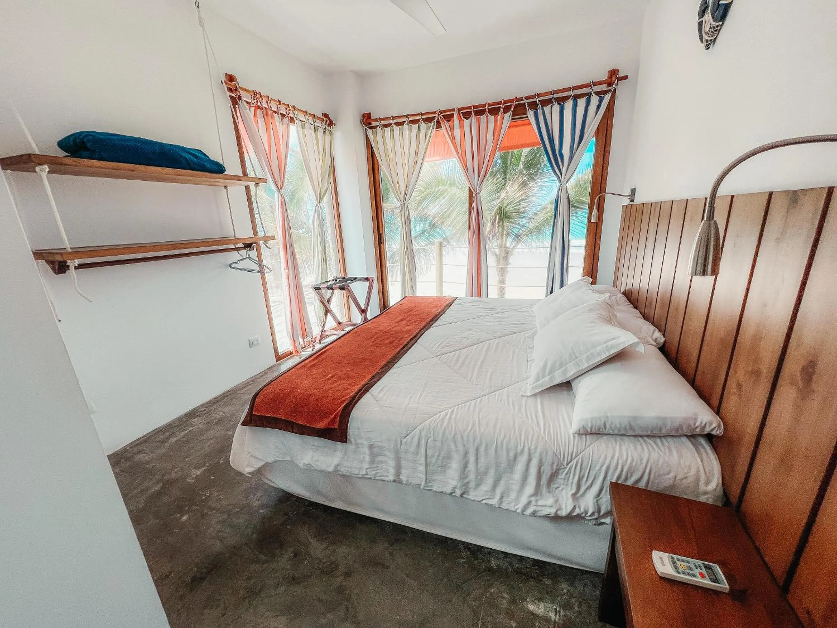 Bed in Mi Playa Galapagos Beachfront Apartments