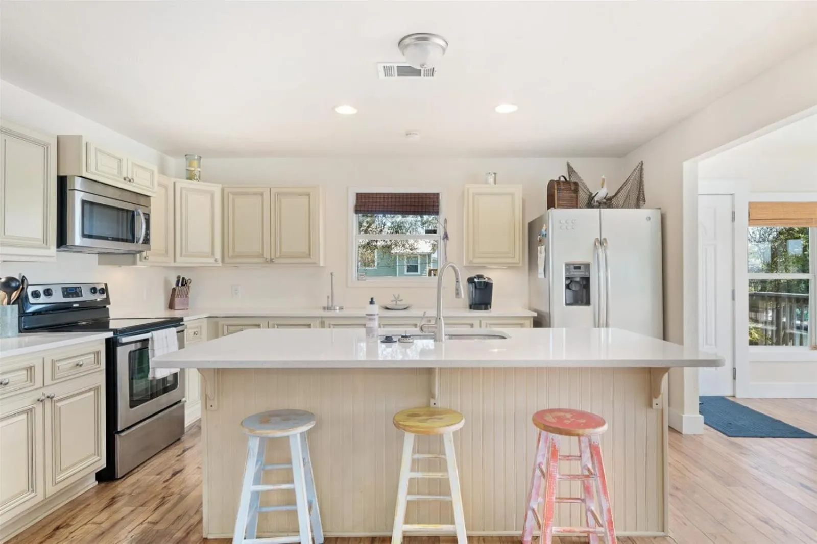 Property building in Catch & Play on Estes Bay