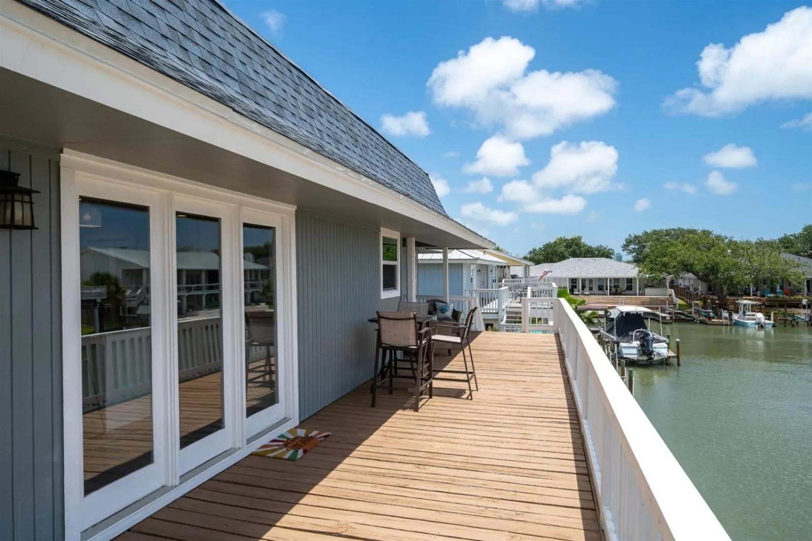 Property building in Edgewater Escape