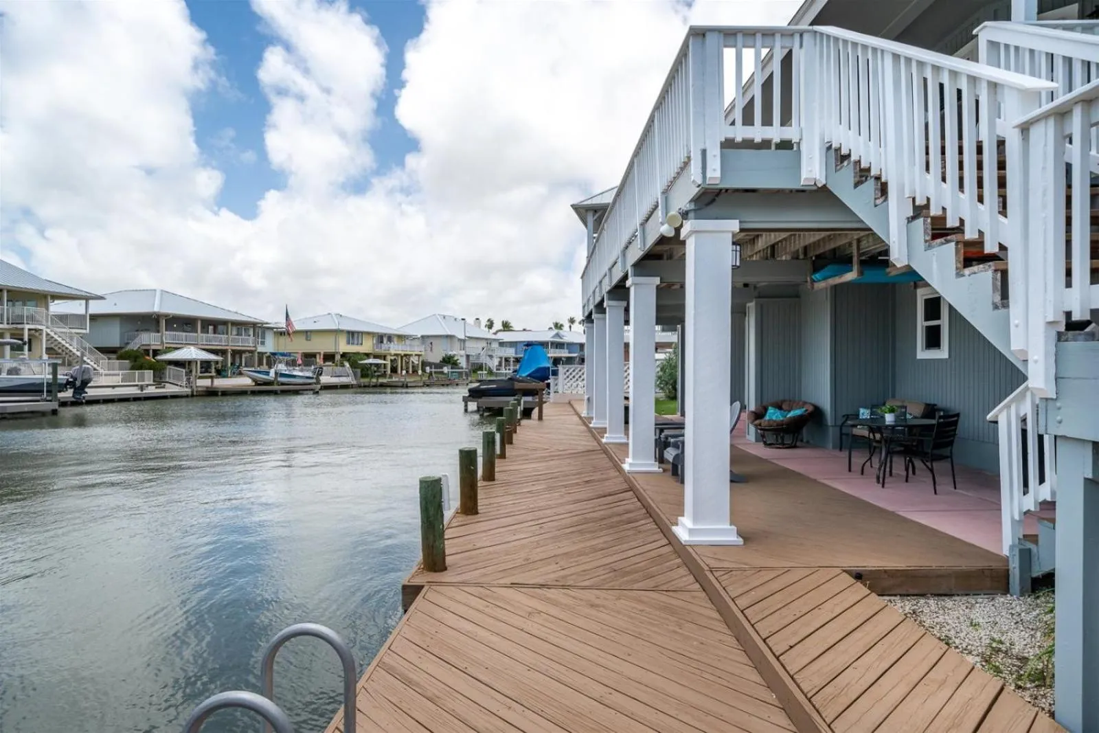 Property building in Edgewater Escape