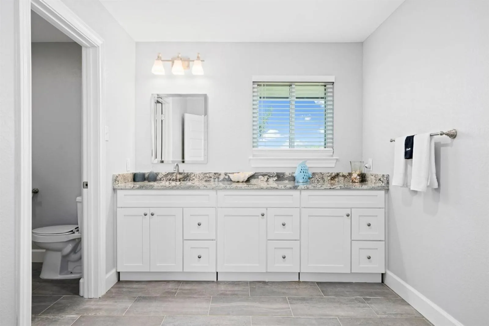 Property building in Edgewater Escape