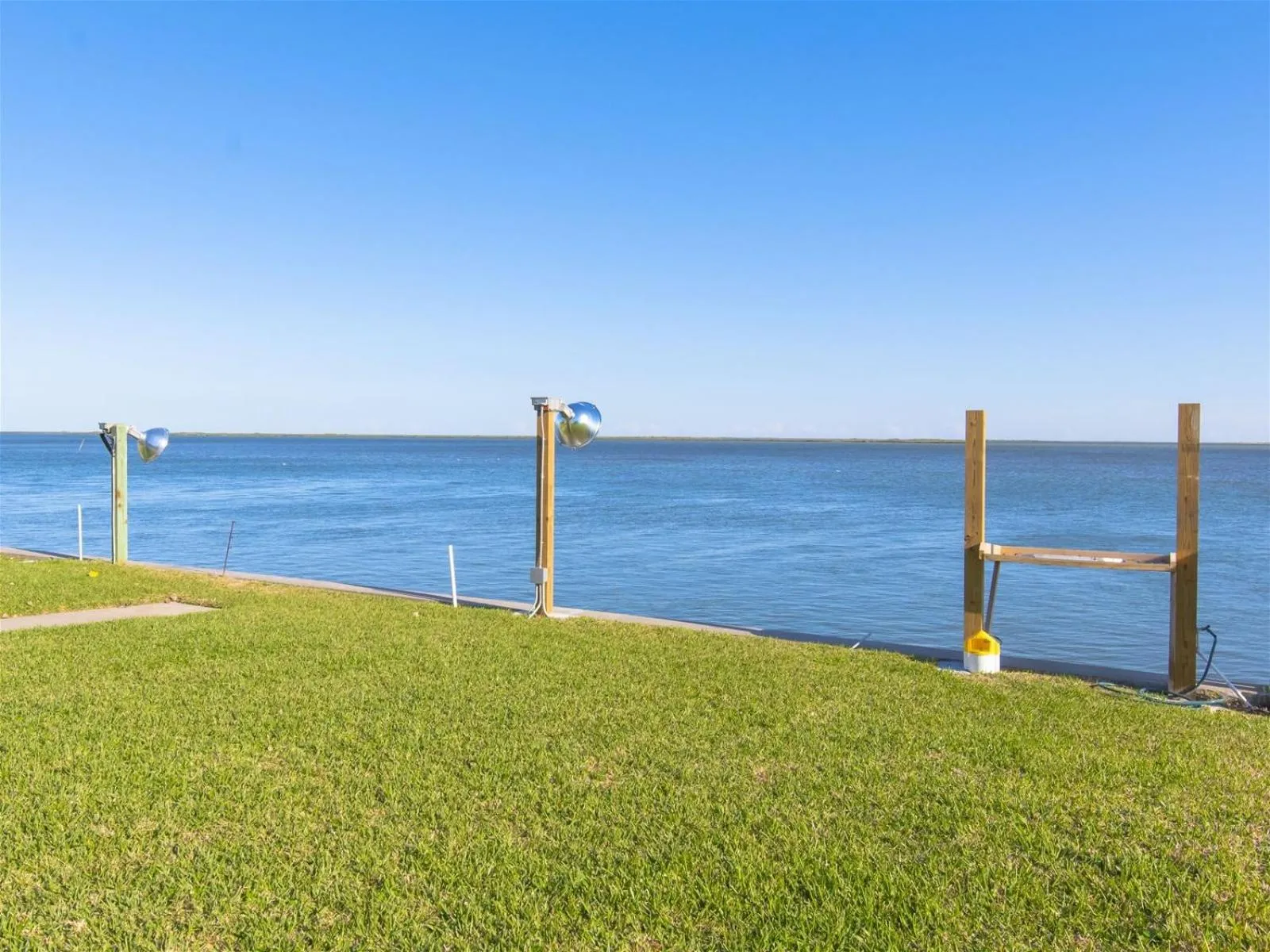 Property building in Fisherman Luv