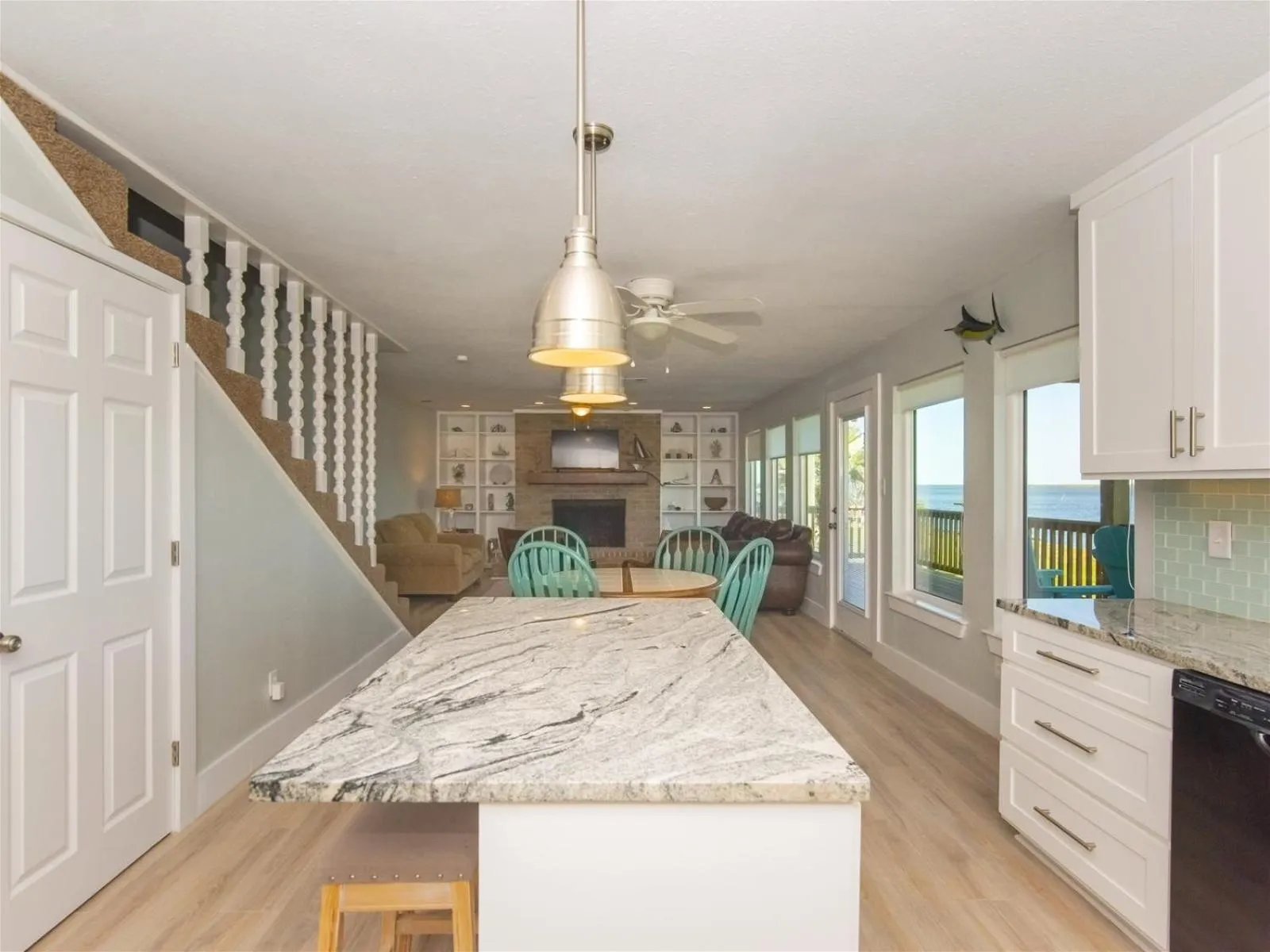 Property building in Fisherman Luv