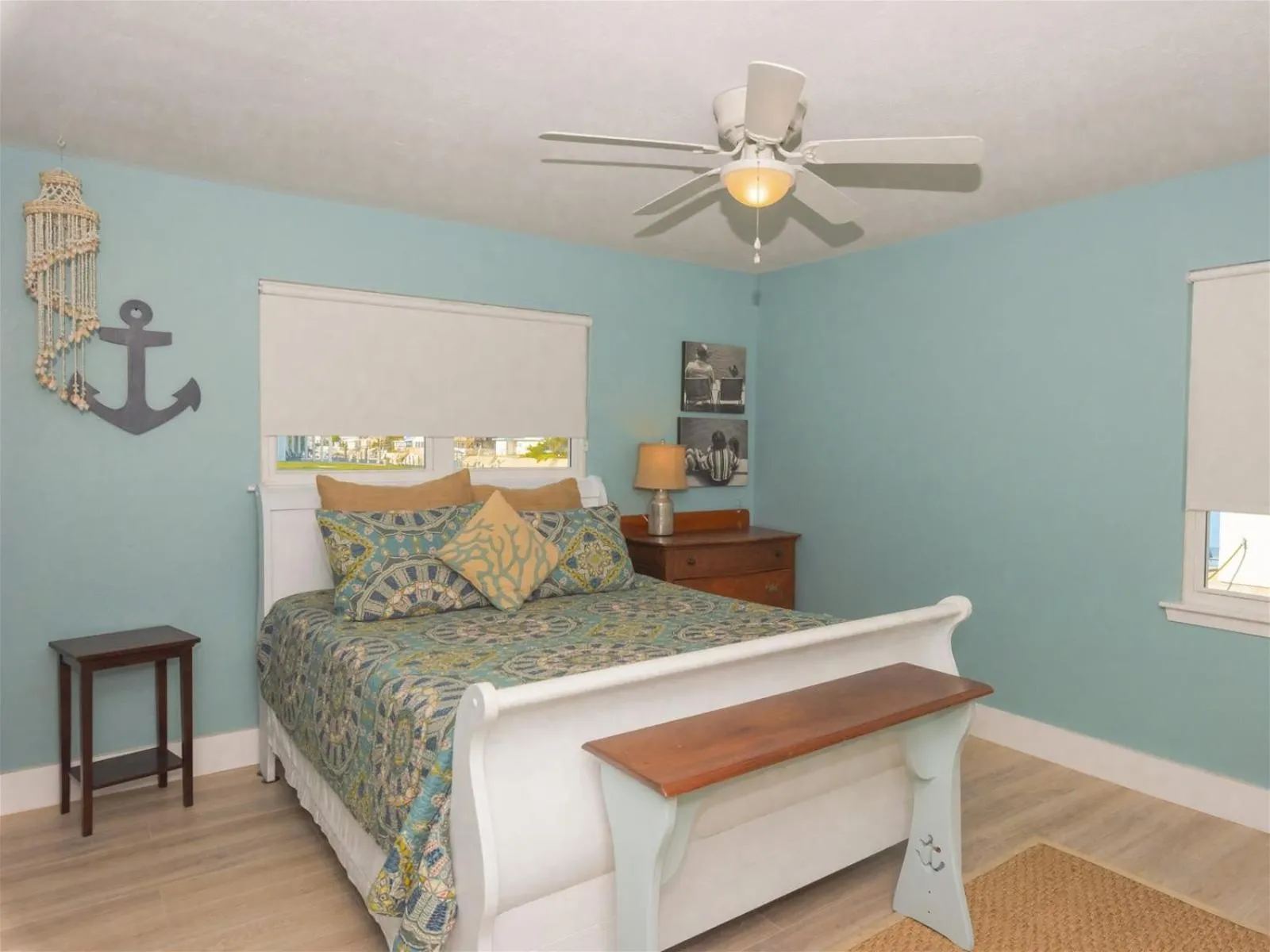 Property building, Bed in Fisherman Luv