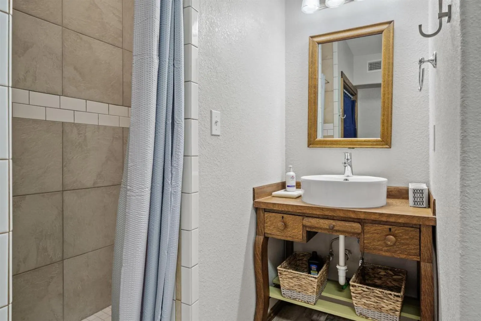 Property building in Knot A Care