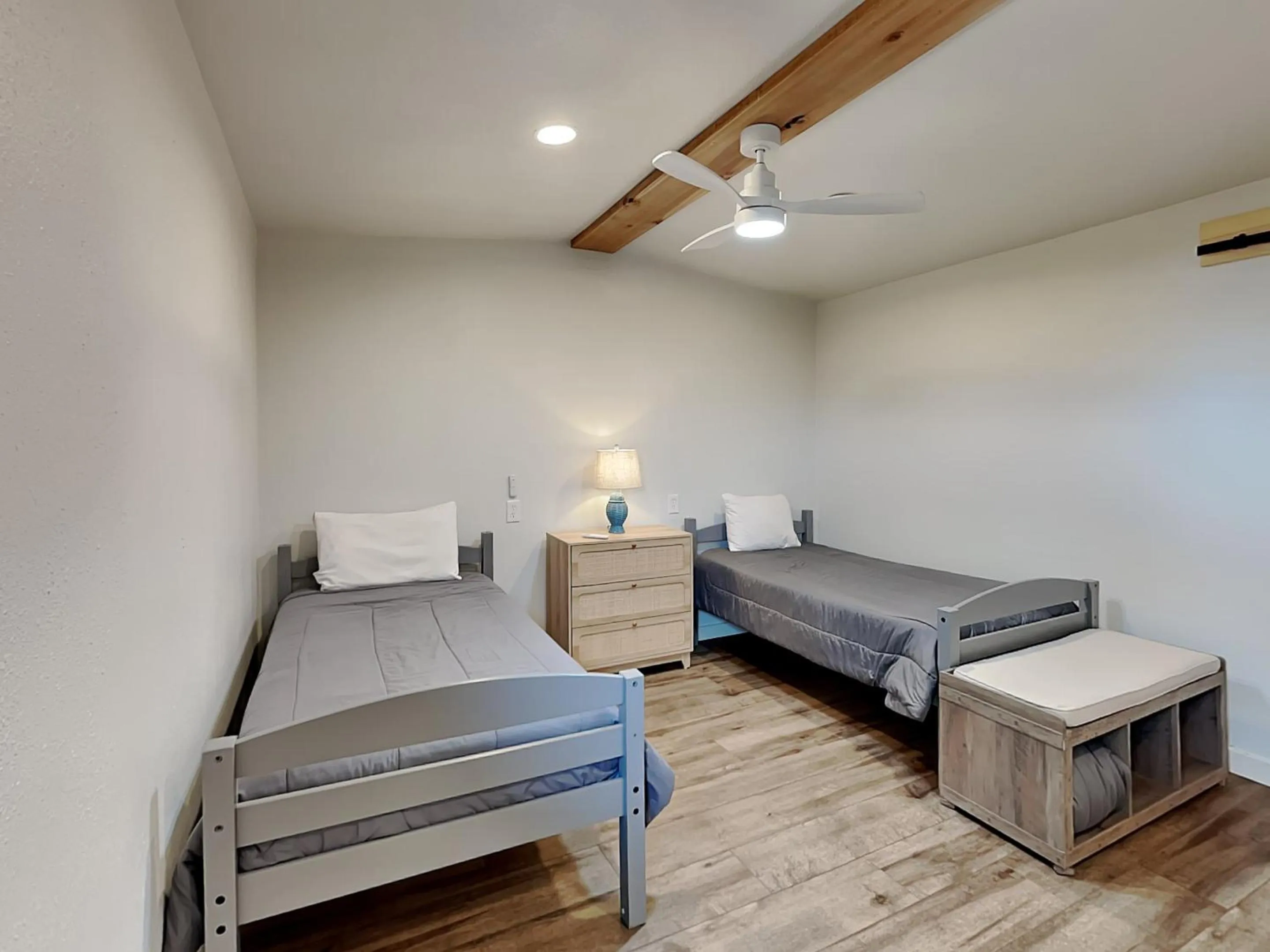 Property building, Bed in Knot A Care