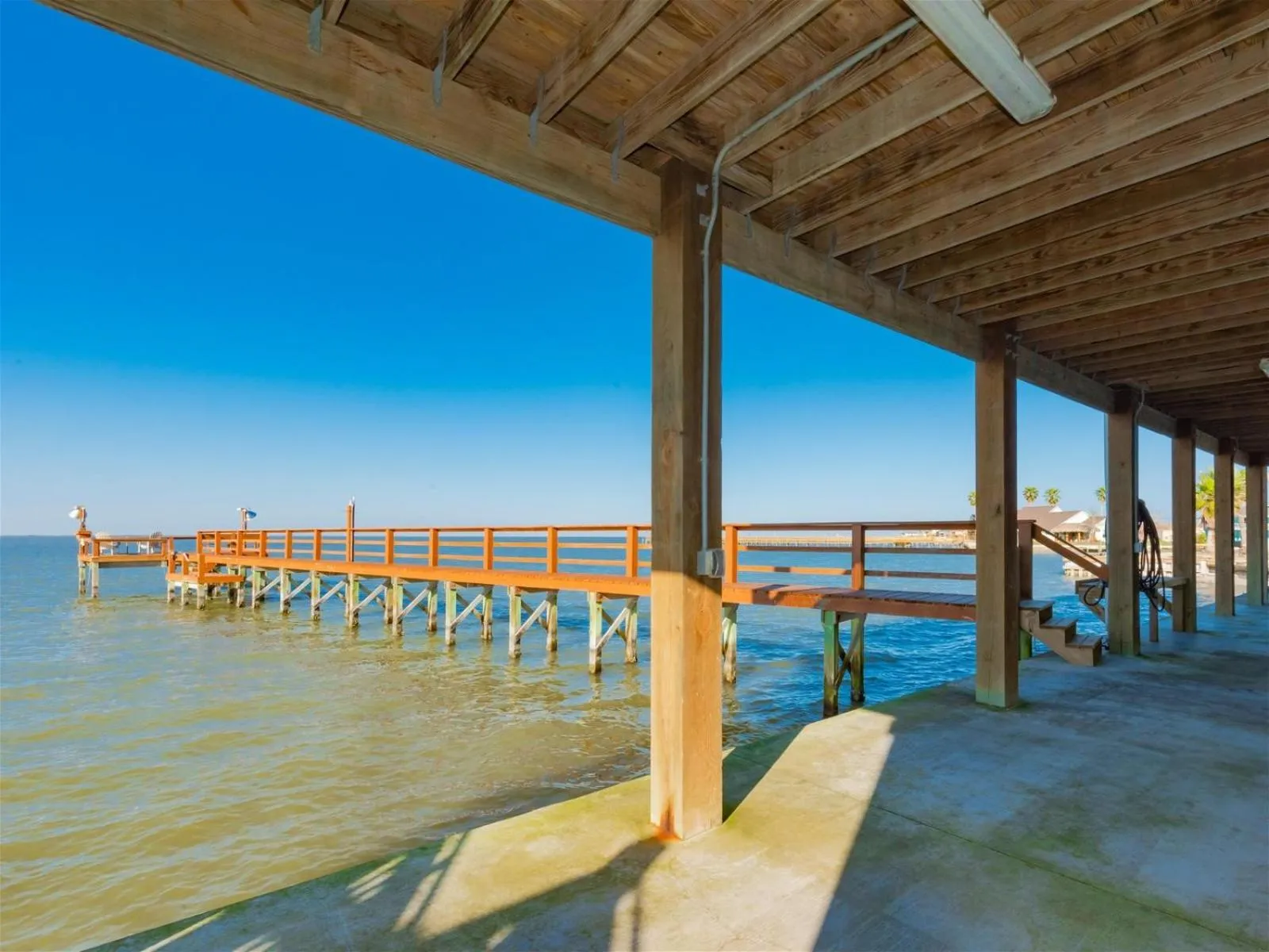 Property building in Pelican Point