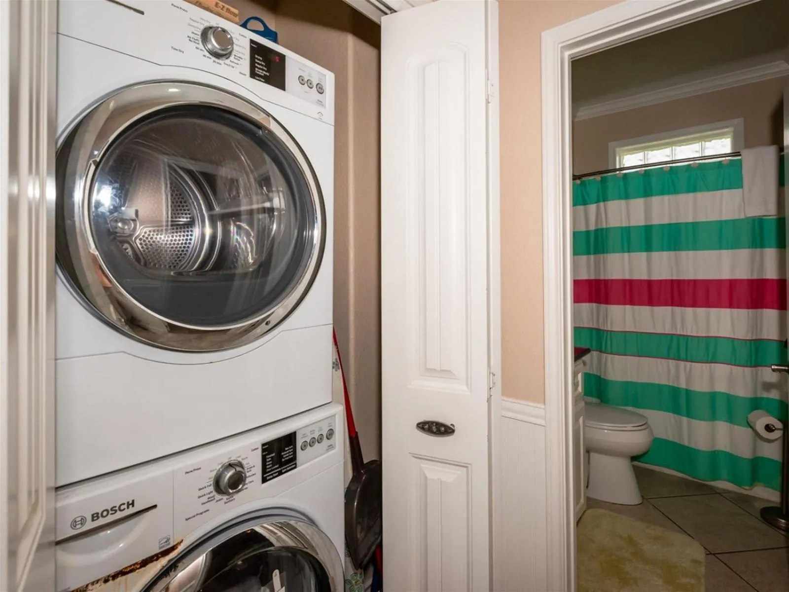 Property building in Pelican Point