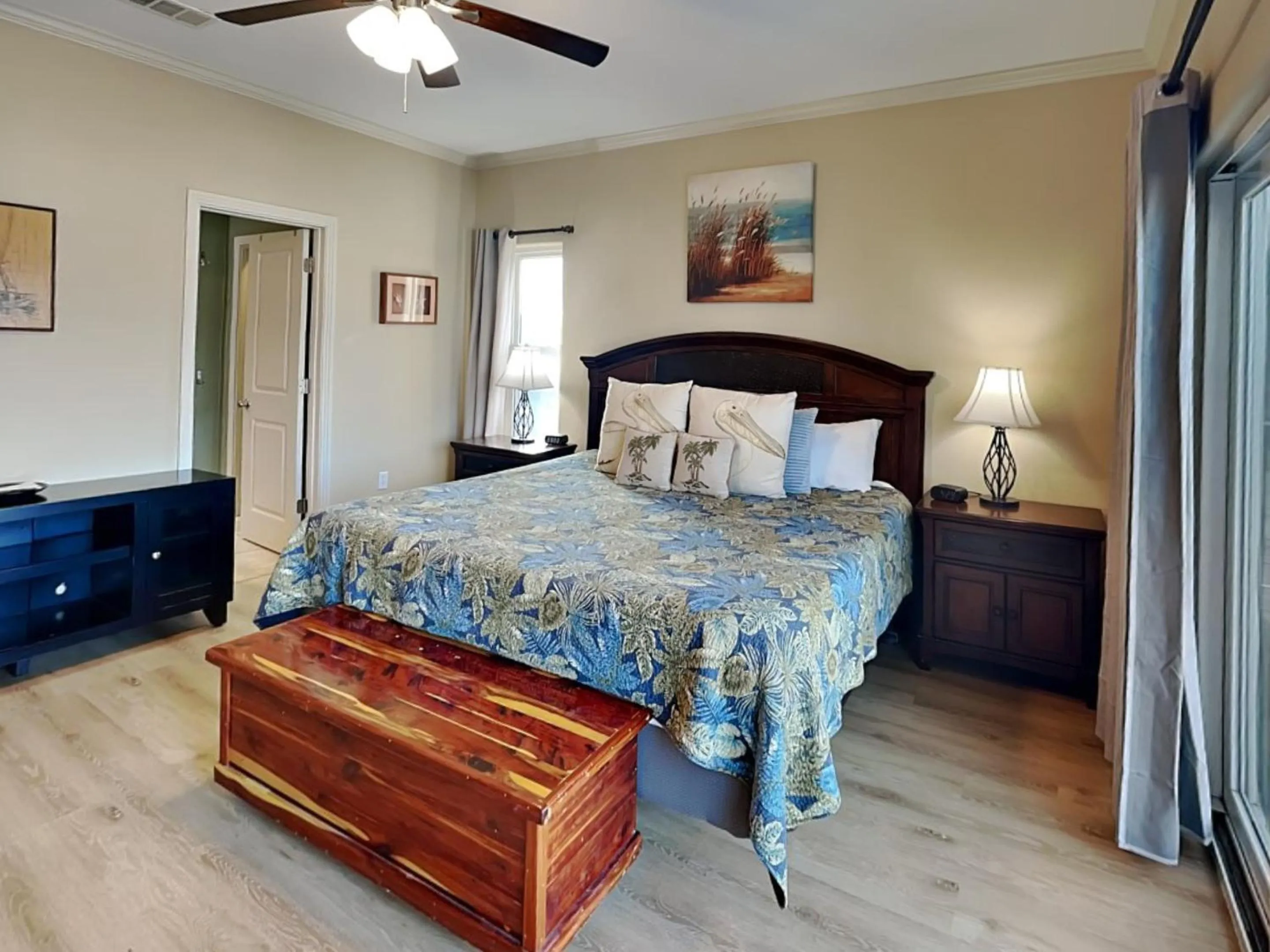 Bed in Pickled Pirate