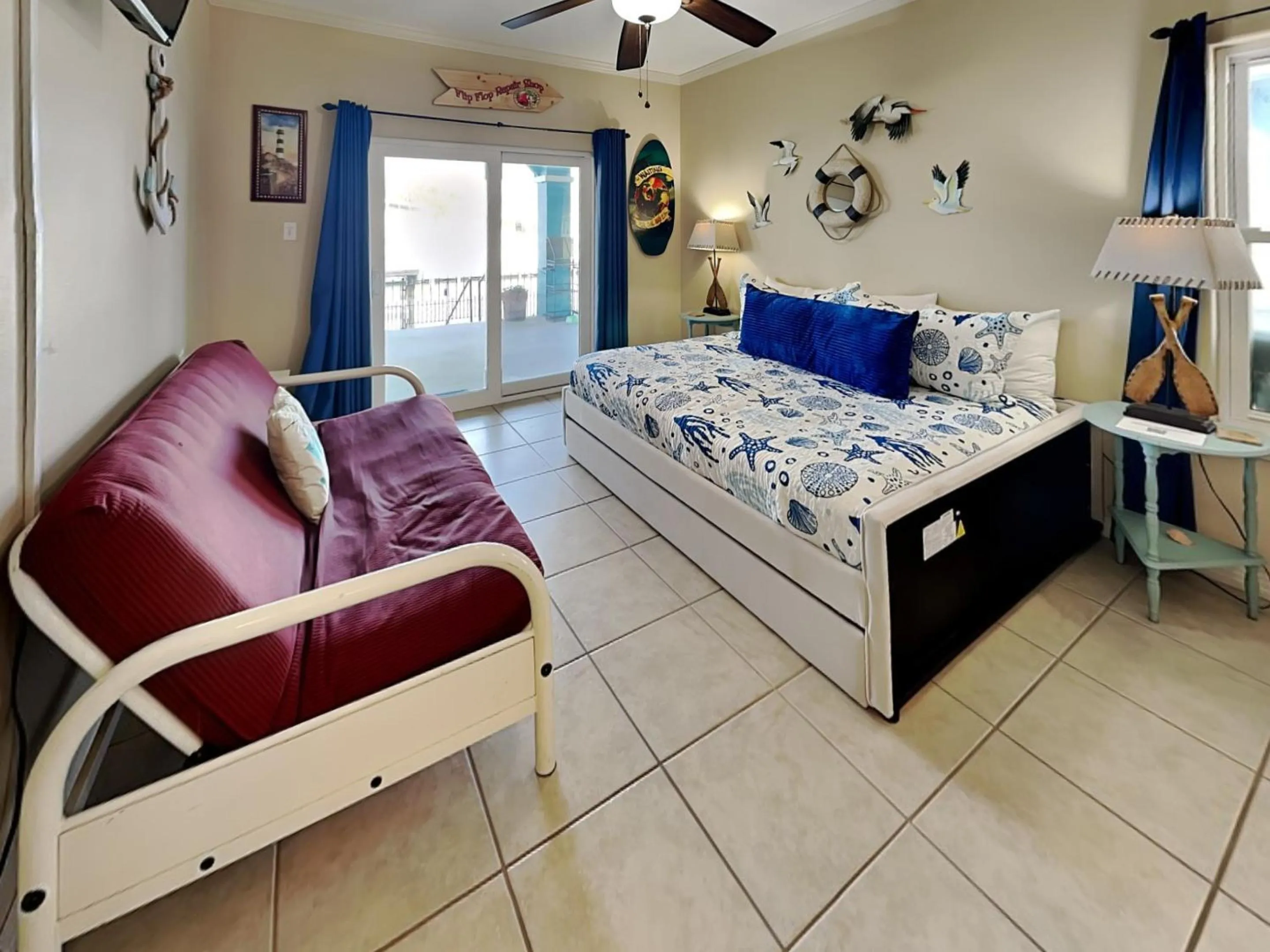 Bed in Pickled Pirate