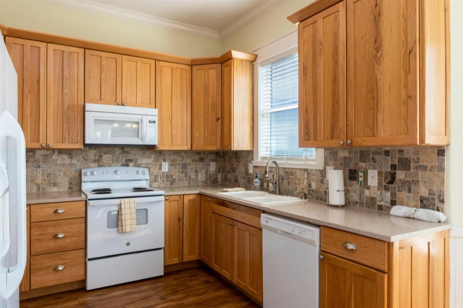 Property building in Sea Forever - Rockport