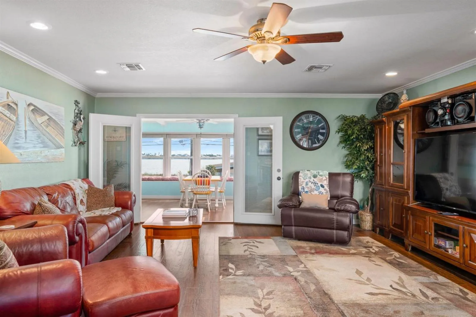 Property building in Texas Tiki