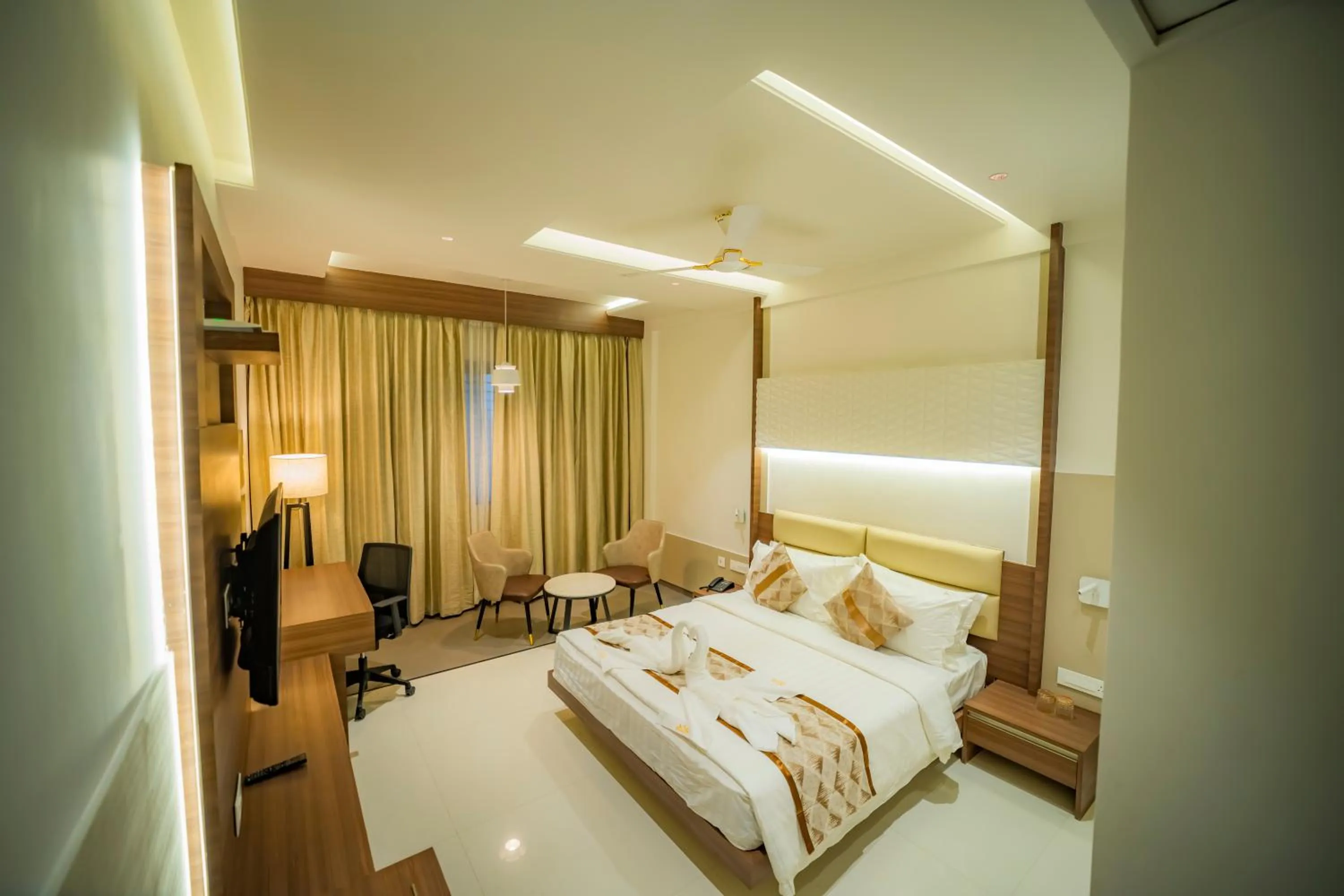 Bed in Kyriad Prestige Ilkal