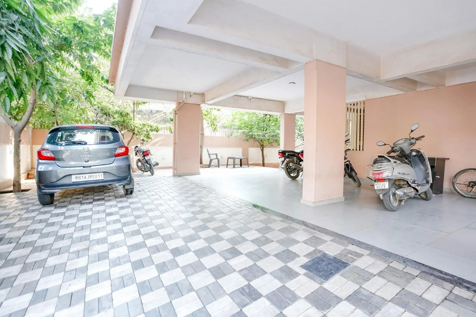 Parking in FabHotel Rudra Residency - Nr Medicover hospital