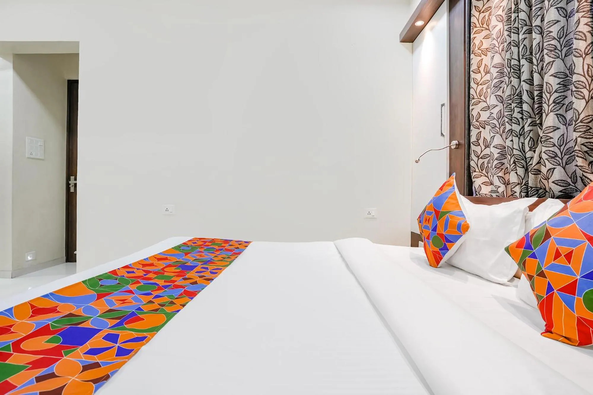 Photo of the whole room, Bed in FabHotel Rudra Residency - Nr Medicover hospital