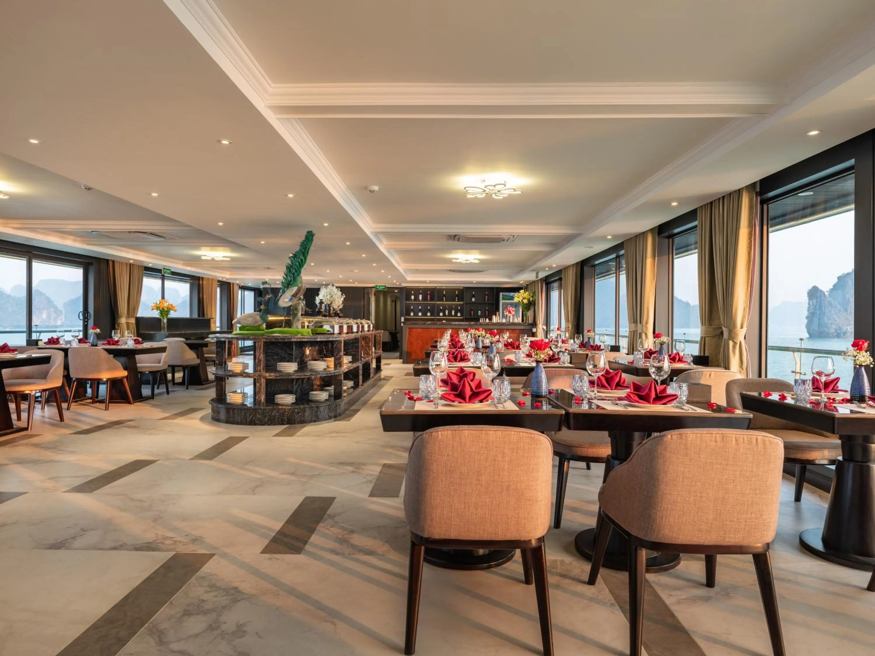 Restaurant/places to eat in M'Gloria Cruise by HAG