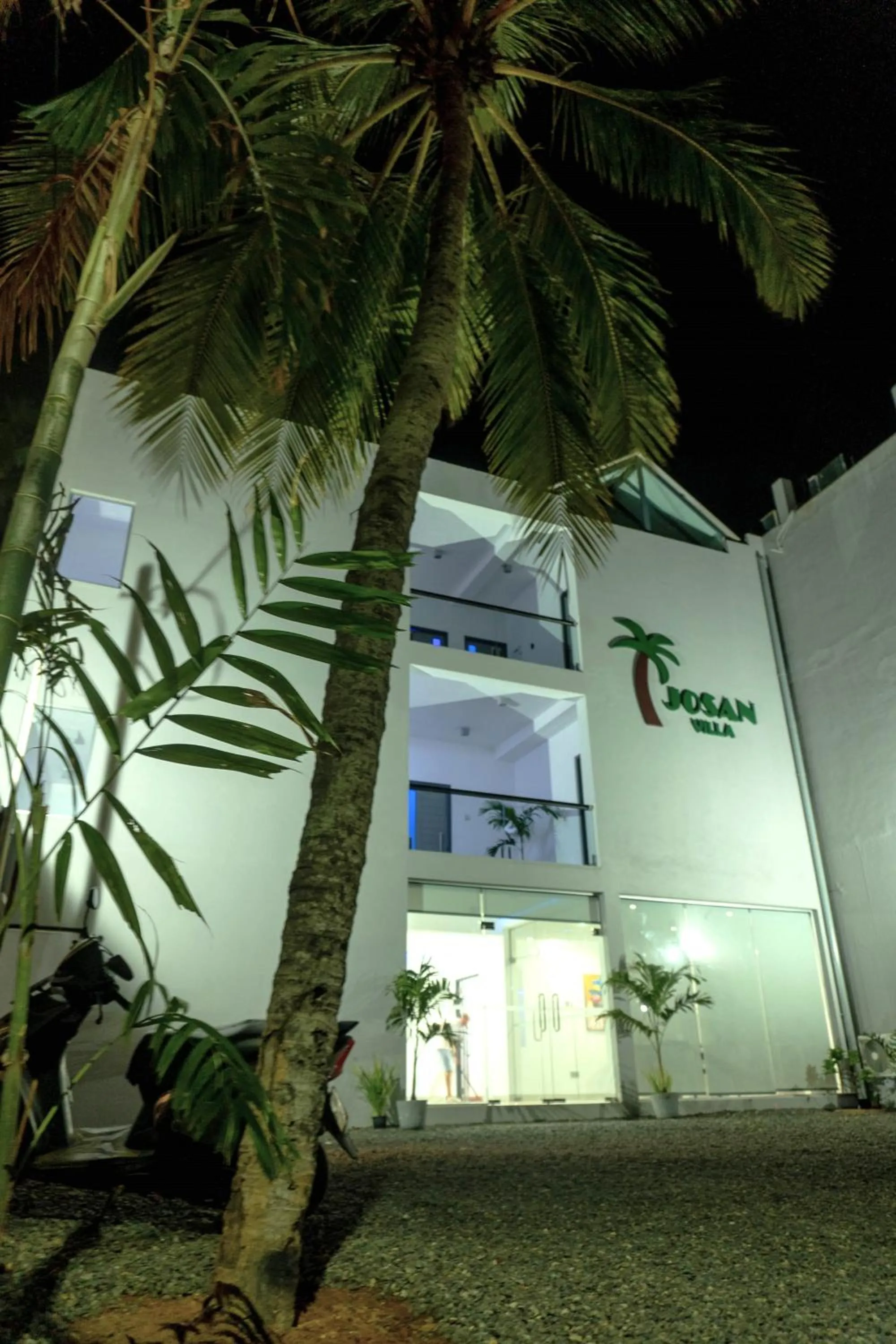 Property building in Josan Villa with a Glorious Beach and Sea View