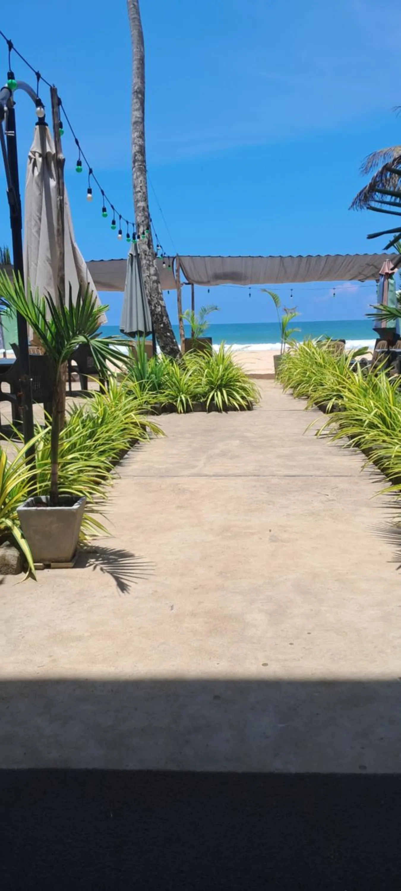 Josan Villa with a Glorious Beach and Sea View