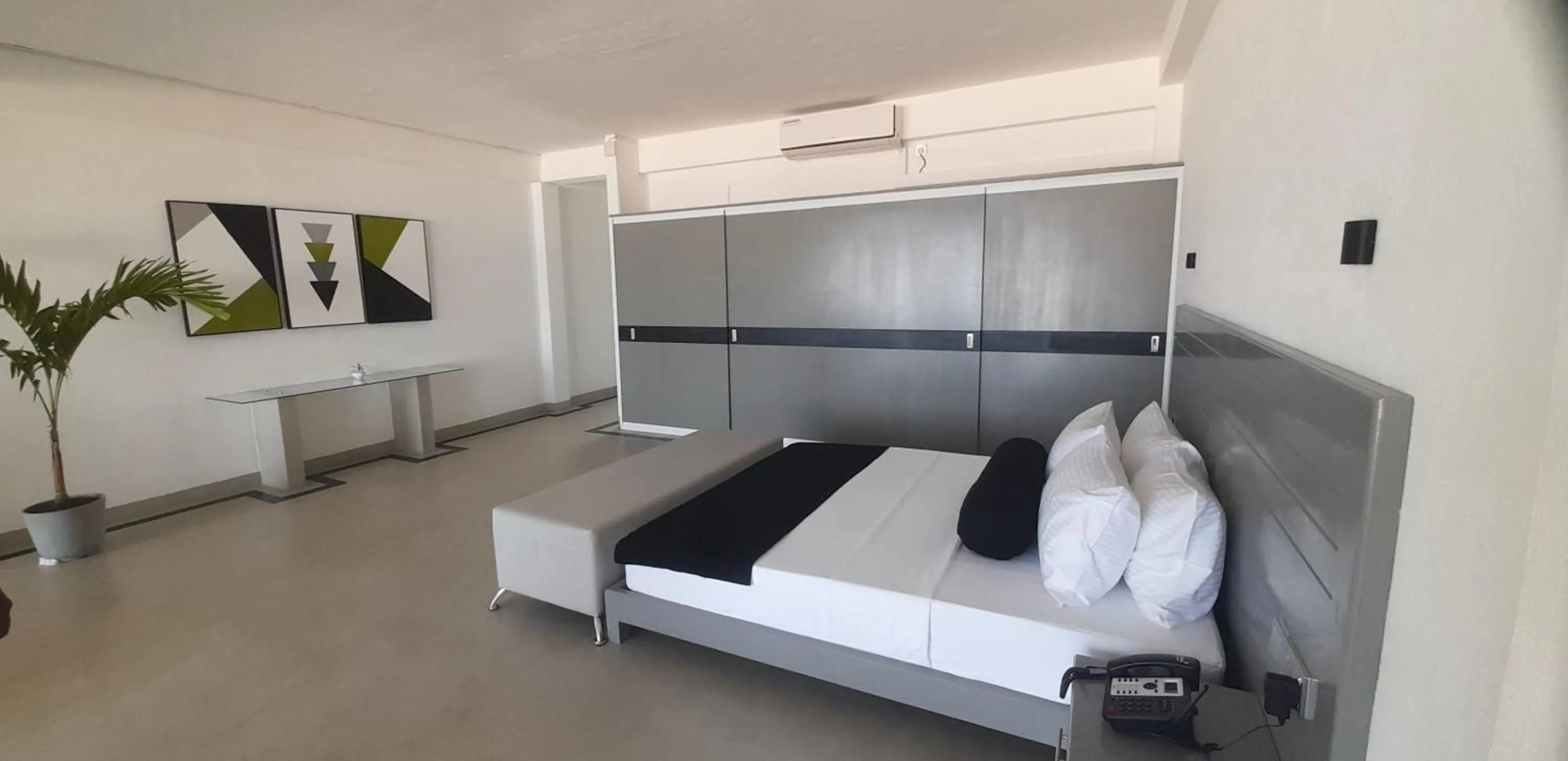 Property building, Bed in Josan Villa with a Glorious Beach and Sea View