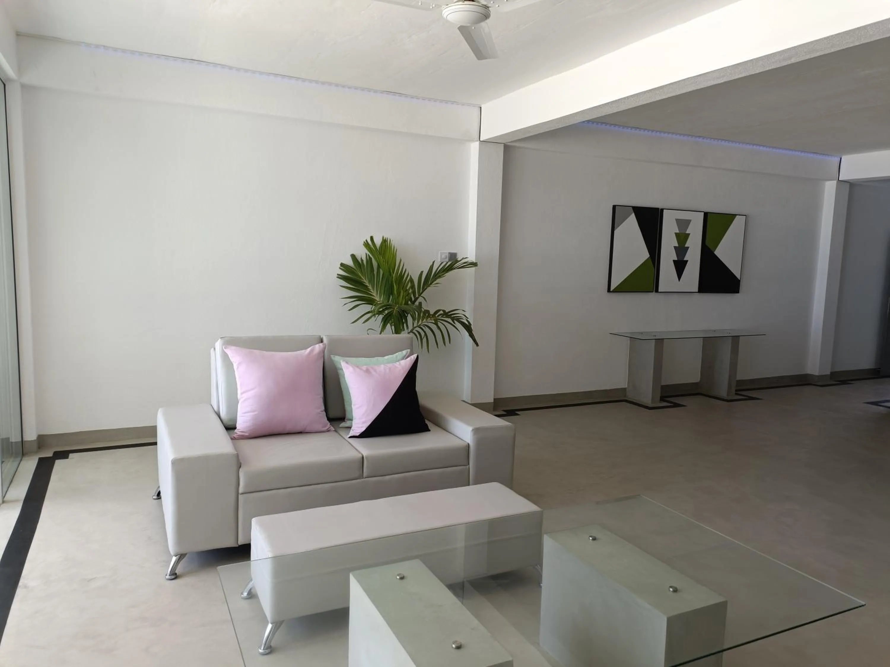 Living room in Josan Villa with a Glorious Beach and Sea View