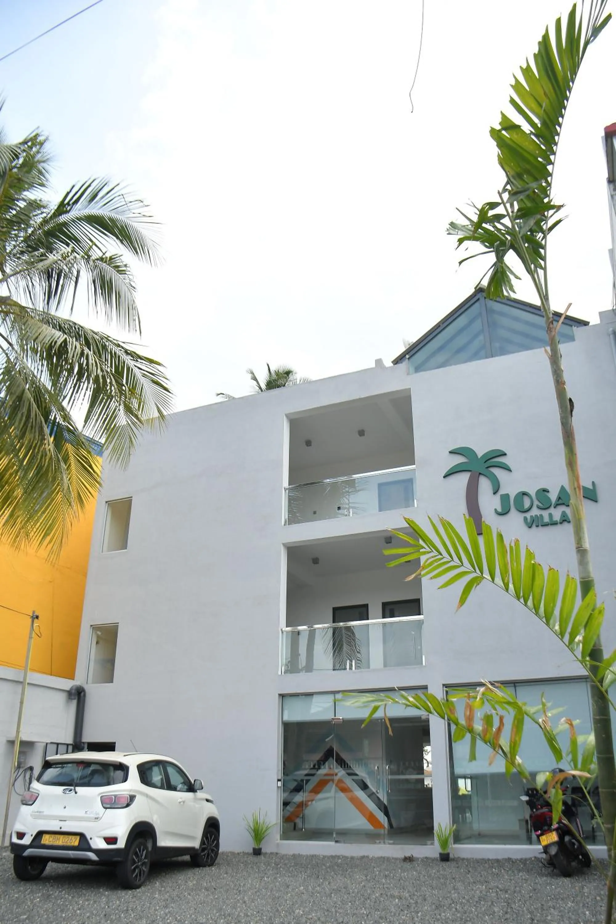 Property building in Josan Villa with a Glorious Beach and Sea View