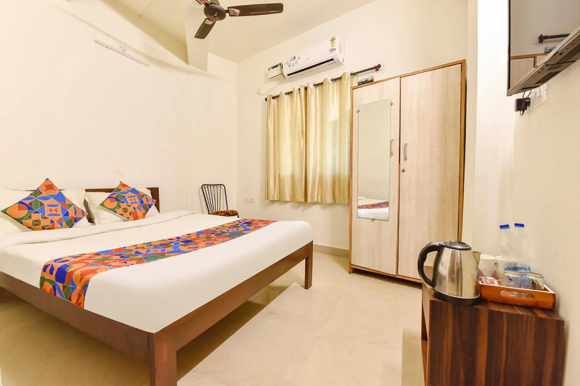 Bed in Rosa Bella Resort-TBV