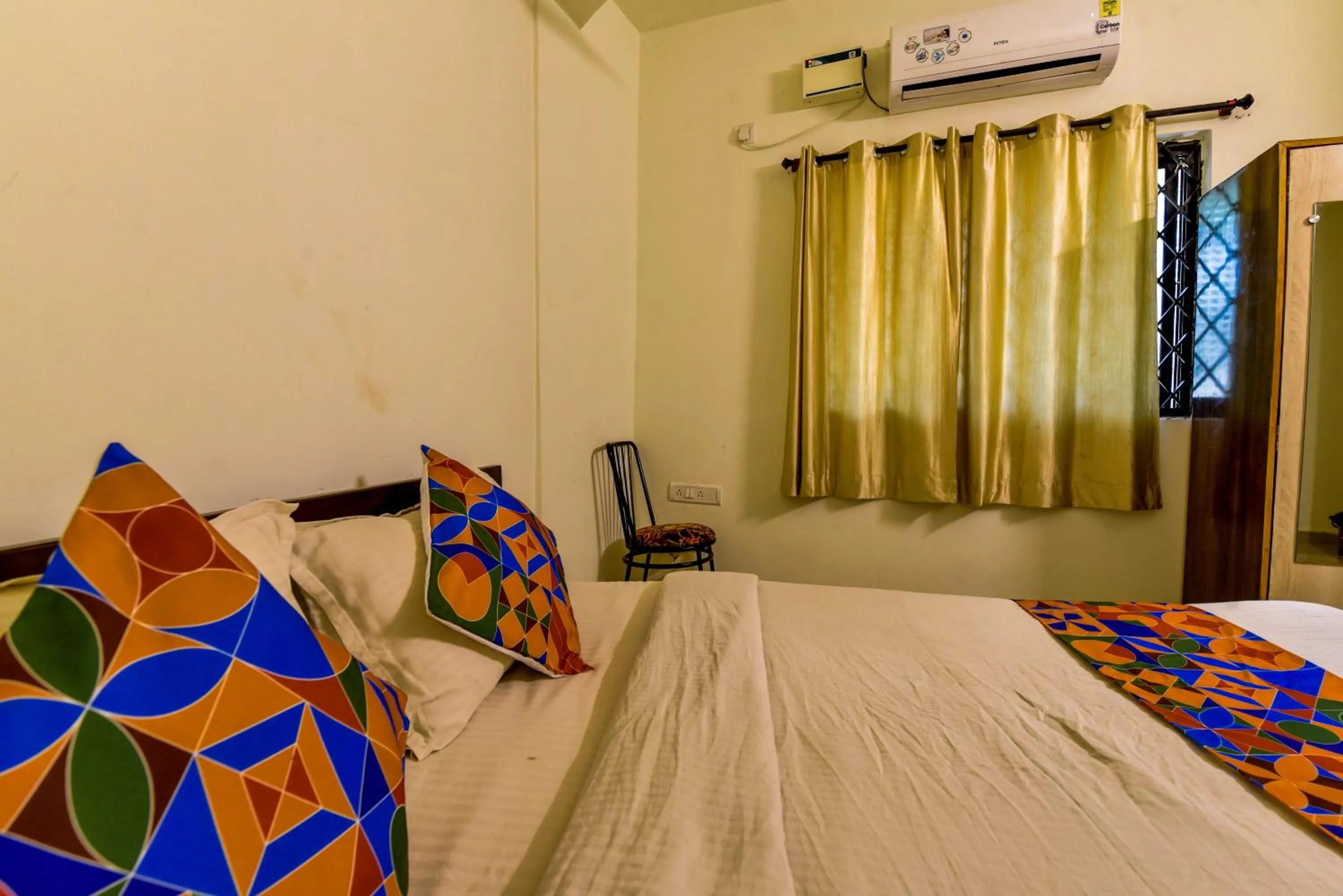 Bed in Rosa Bella Resort-TBV