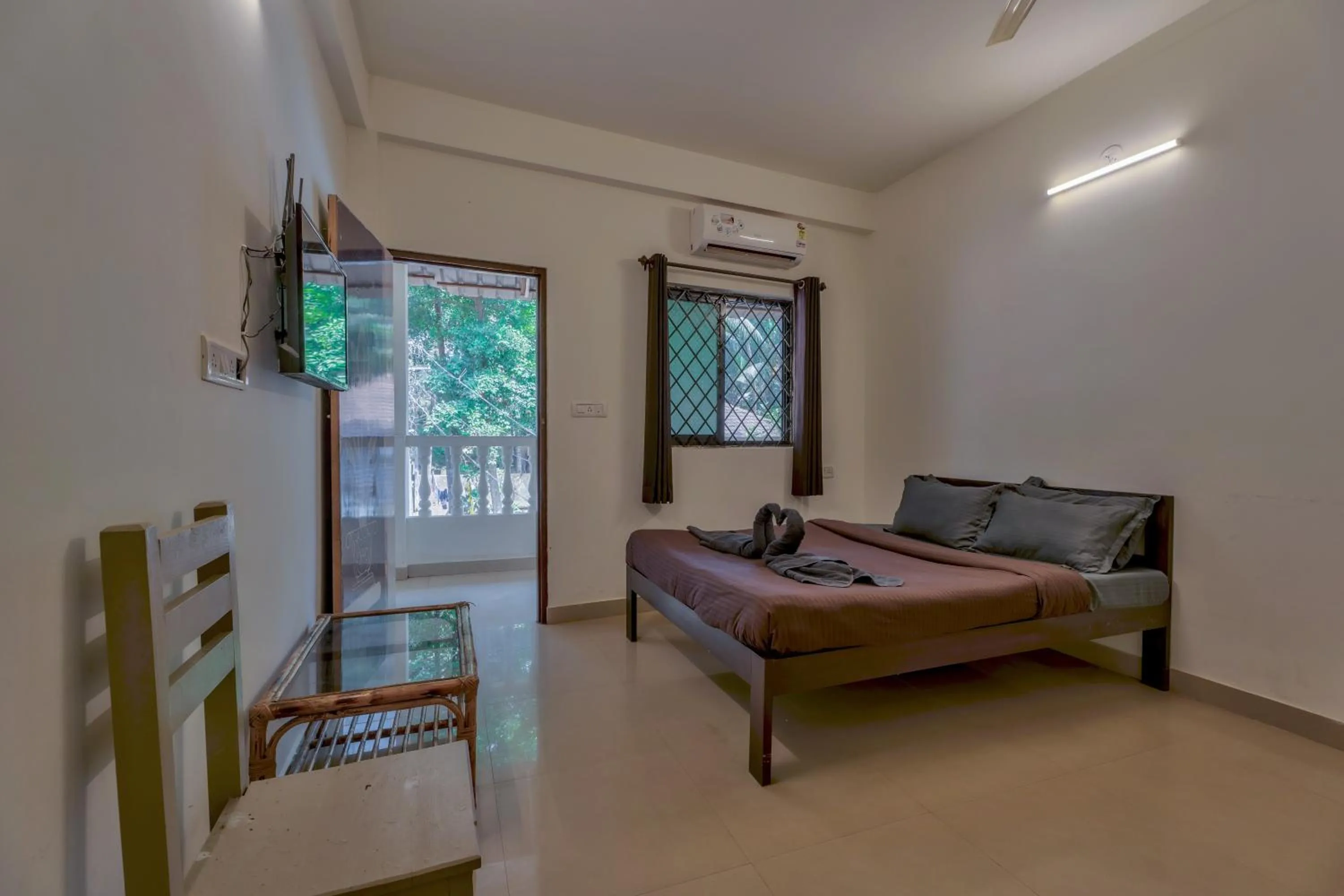 Bed in Rosa Bella Resort-TBV