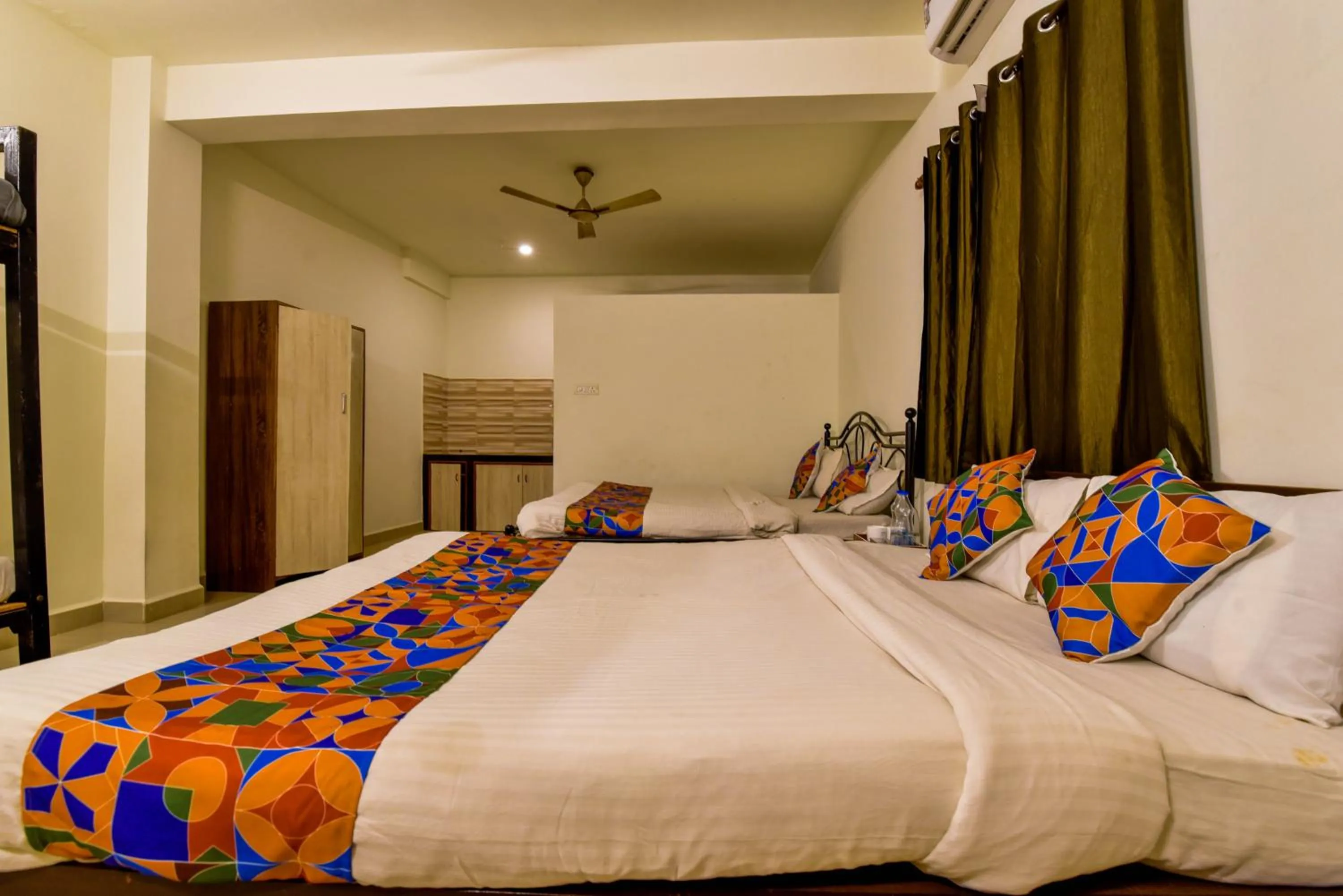 Bedroom, Bed in Rosa Bella Resort-TBV