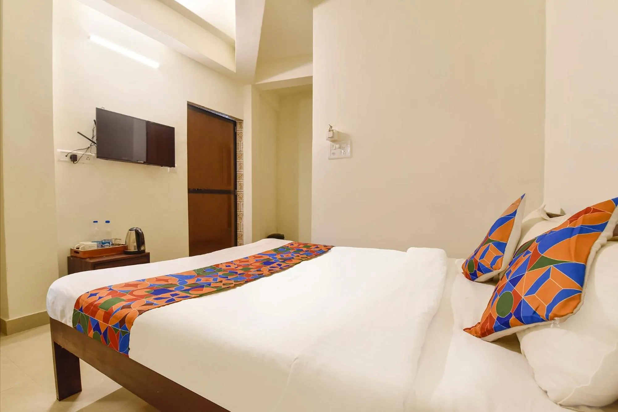 Bed in Rosa Bella Resort-TBV