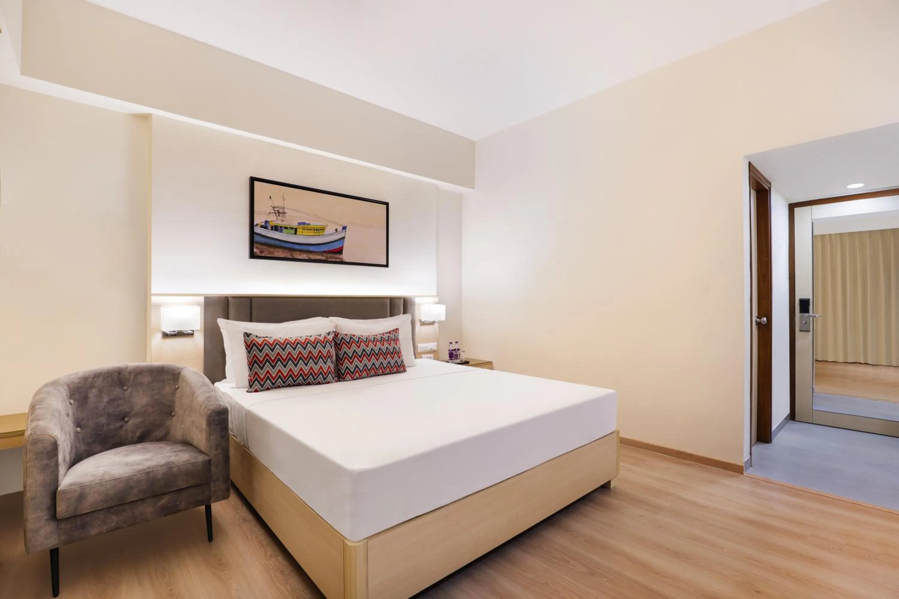 Bedroom, Bed in Keys Lite By Lemon Tree Hotels Sreekanya